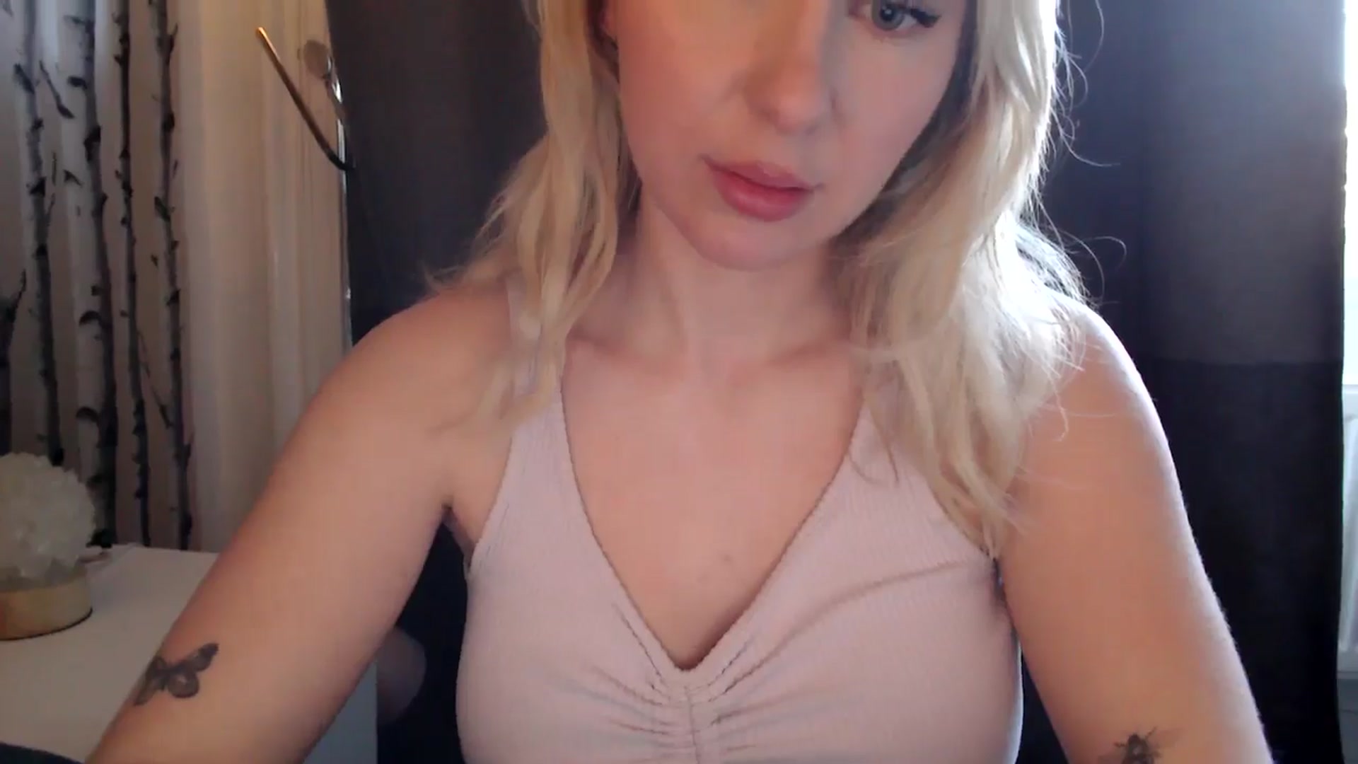 Gallery image thumbnail from Bday_Ava's myfreecams stream on, 01/09/2025, 13:50 image 18 of 20