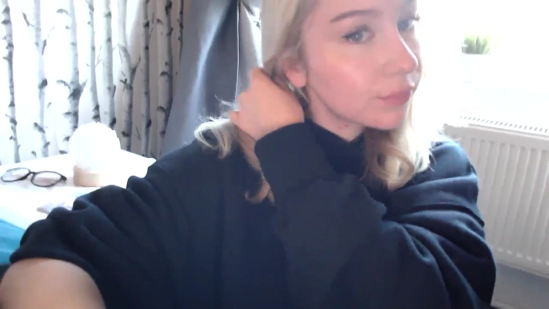 Gallery image thumbnail from Bday_Ava's myfreecams stream on, 01/10/2025, 15:01 image 8 of 20