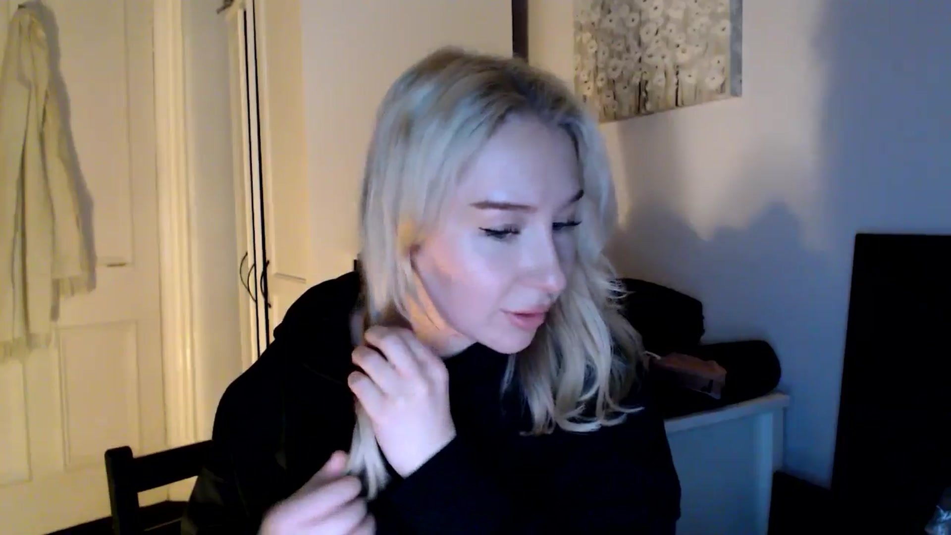 Gallery image thumbnail from Bday_Ava's myfreecams stream on, 01/10/2025, 17:46 image 11 of 20