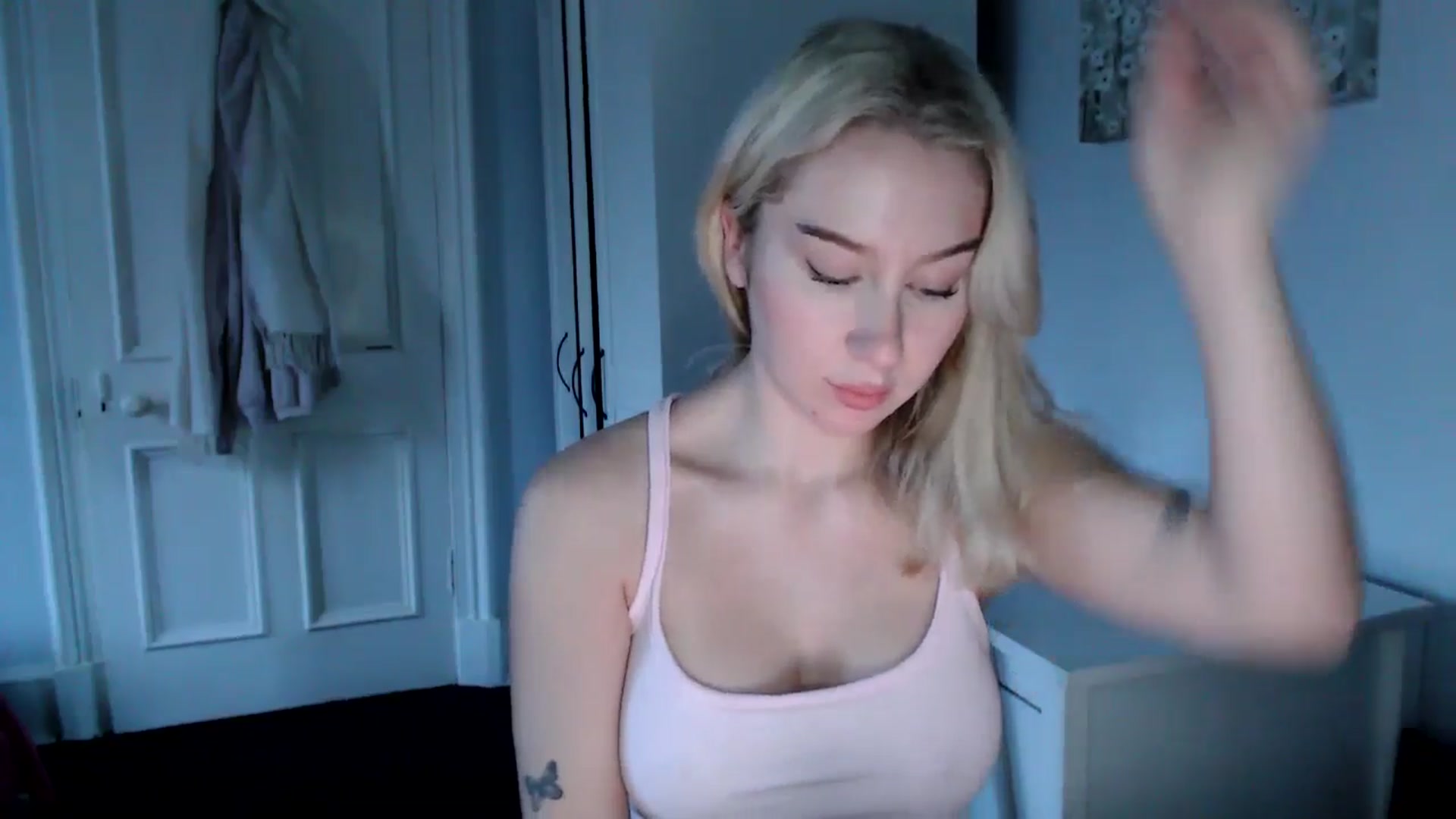 Gallery image thumbnail from Bday_Ava's myfreecams stream on, 01/14/2025, 16:12 image 5 of 20