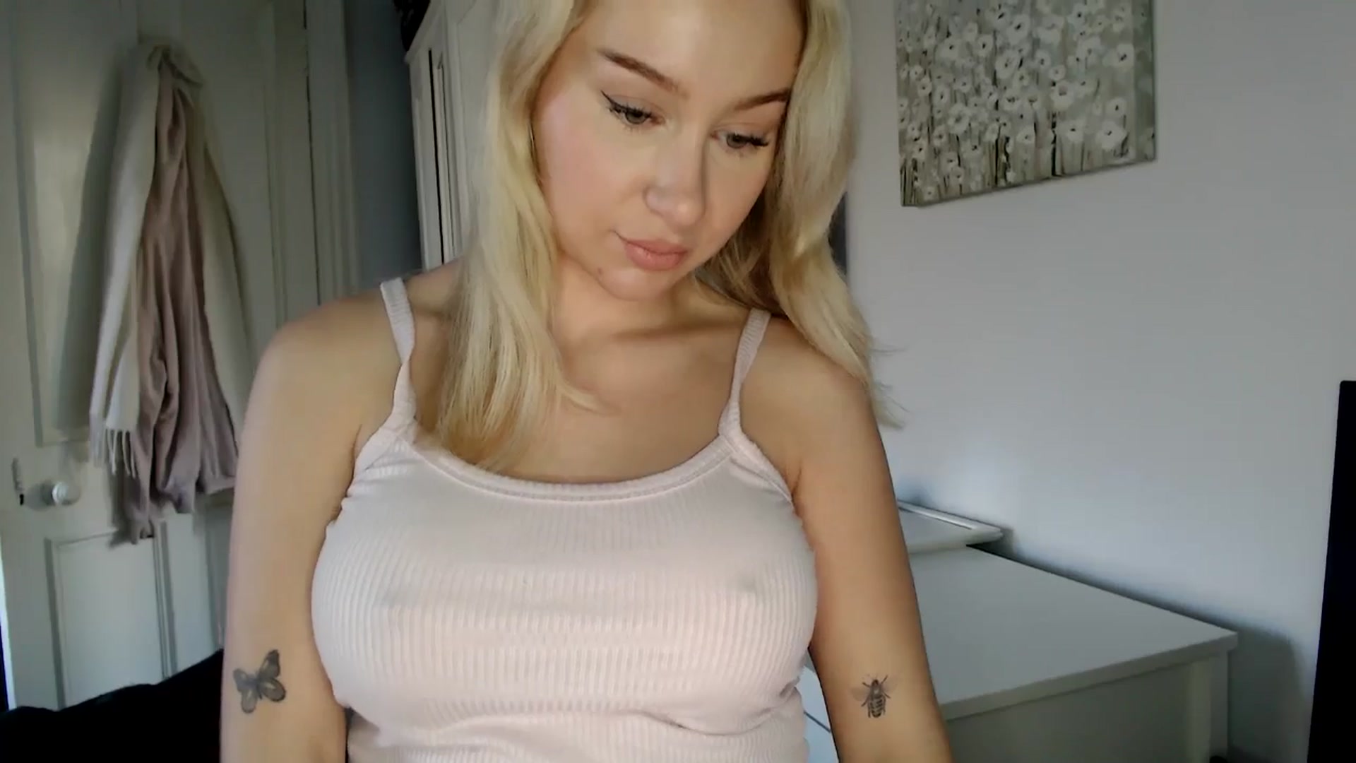 Gallery image thumbnail from Bday_Ava's myfreecams stream on, 01/15/2025, 12:51 image 13 of 20
