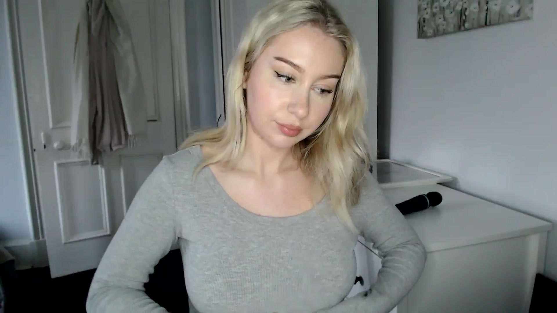 Gallery image thumbnail from Bday_Ava's myfreecams stream on, 01/16/2025, 16:08 image 2 of 20