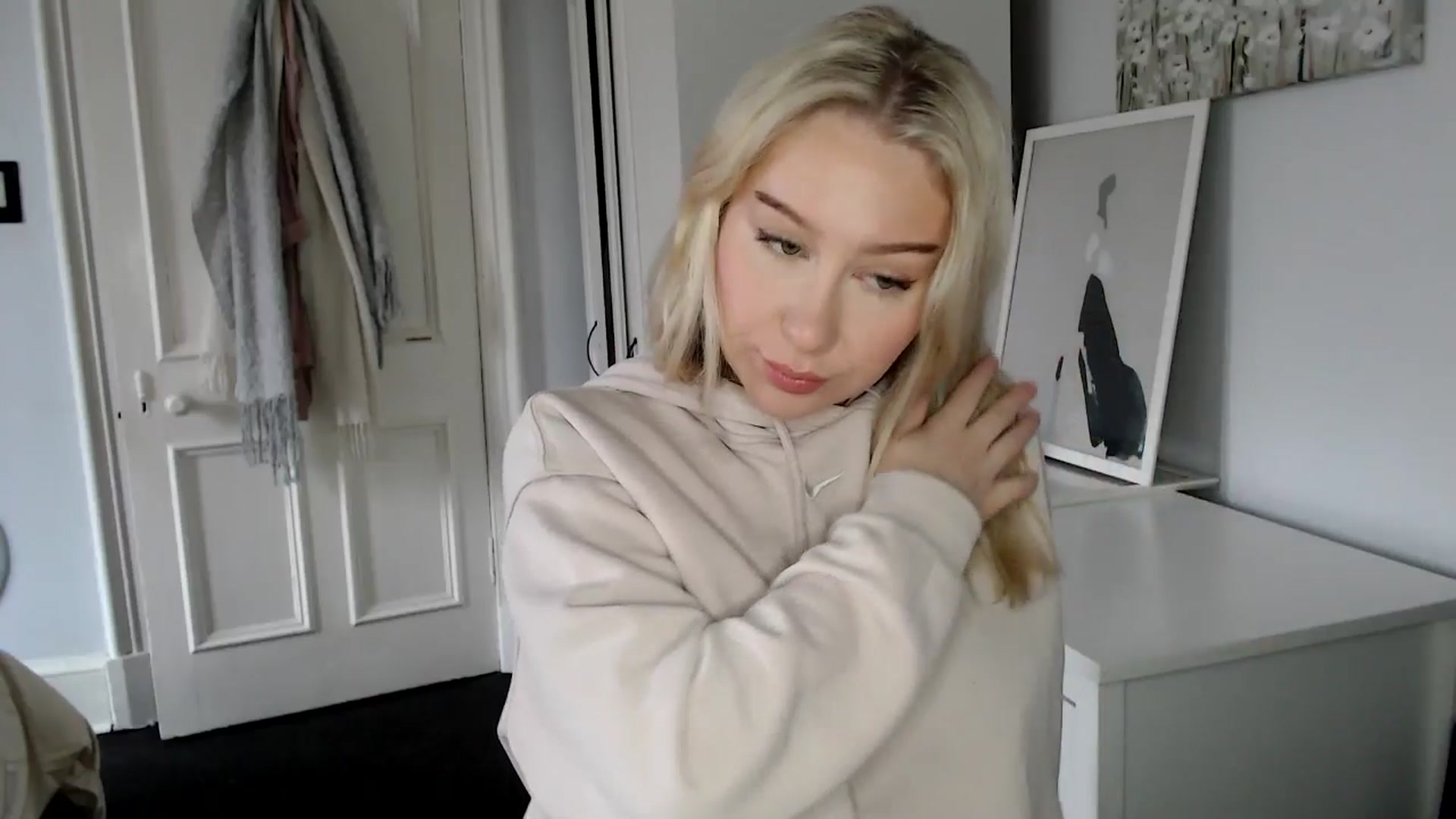Gallery image thumbnail from Bday_Ava's myfreecams stream on, 01/21/2025, 11:22 image 3 of 20