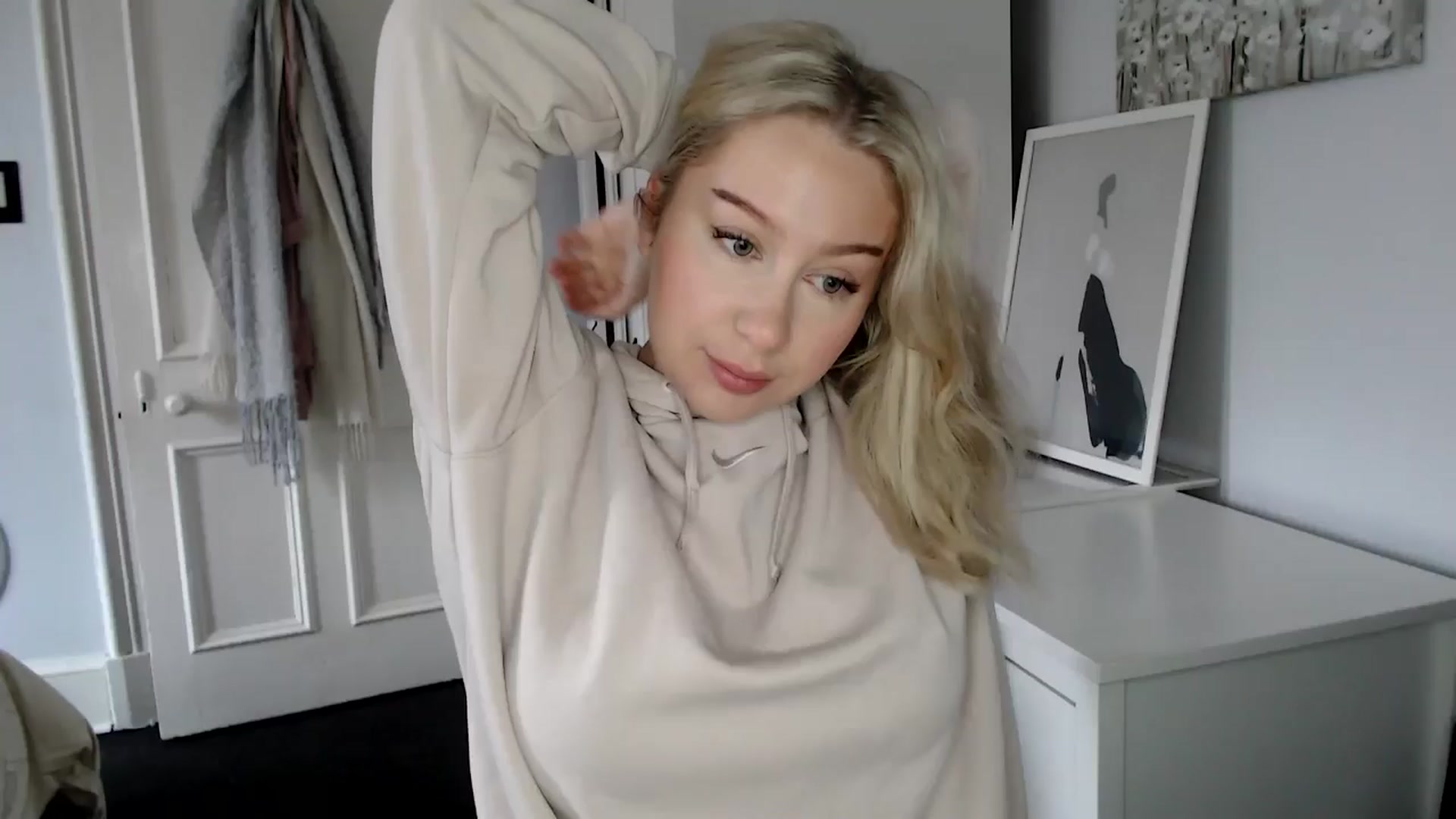 Gallery image thumbnail from Bday_Ava's myfreecams stream on, 01/21/2025, 11:22 image 1 of 20
