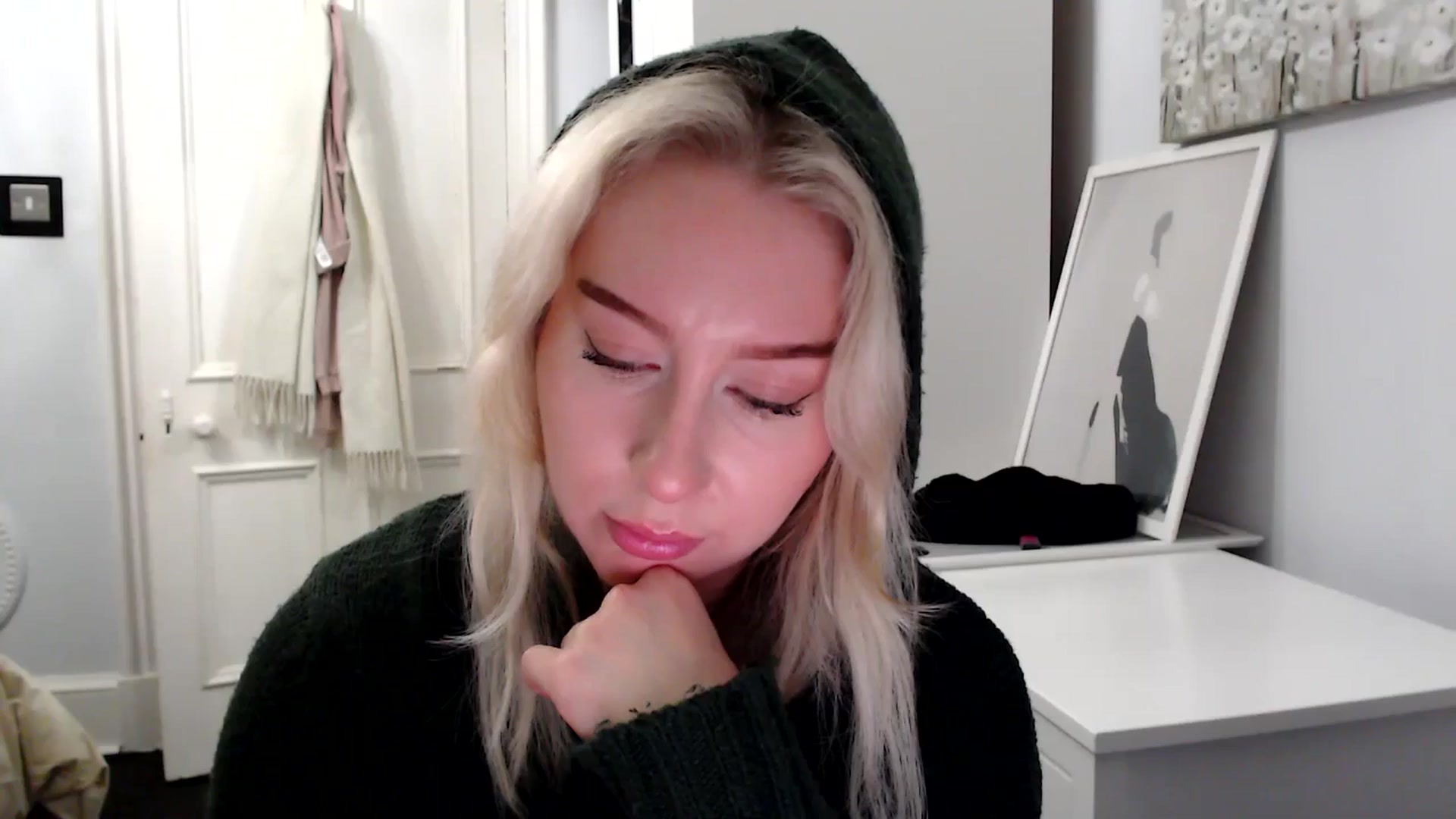 Gallery image thumbnail from Bday_Ava's myfreecams stream on, 01/22/2025, 22:25 image 19 of 20