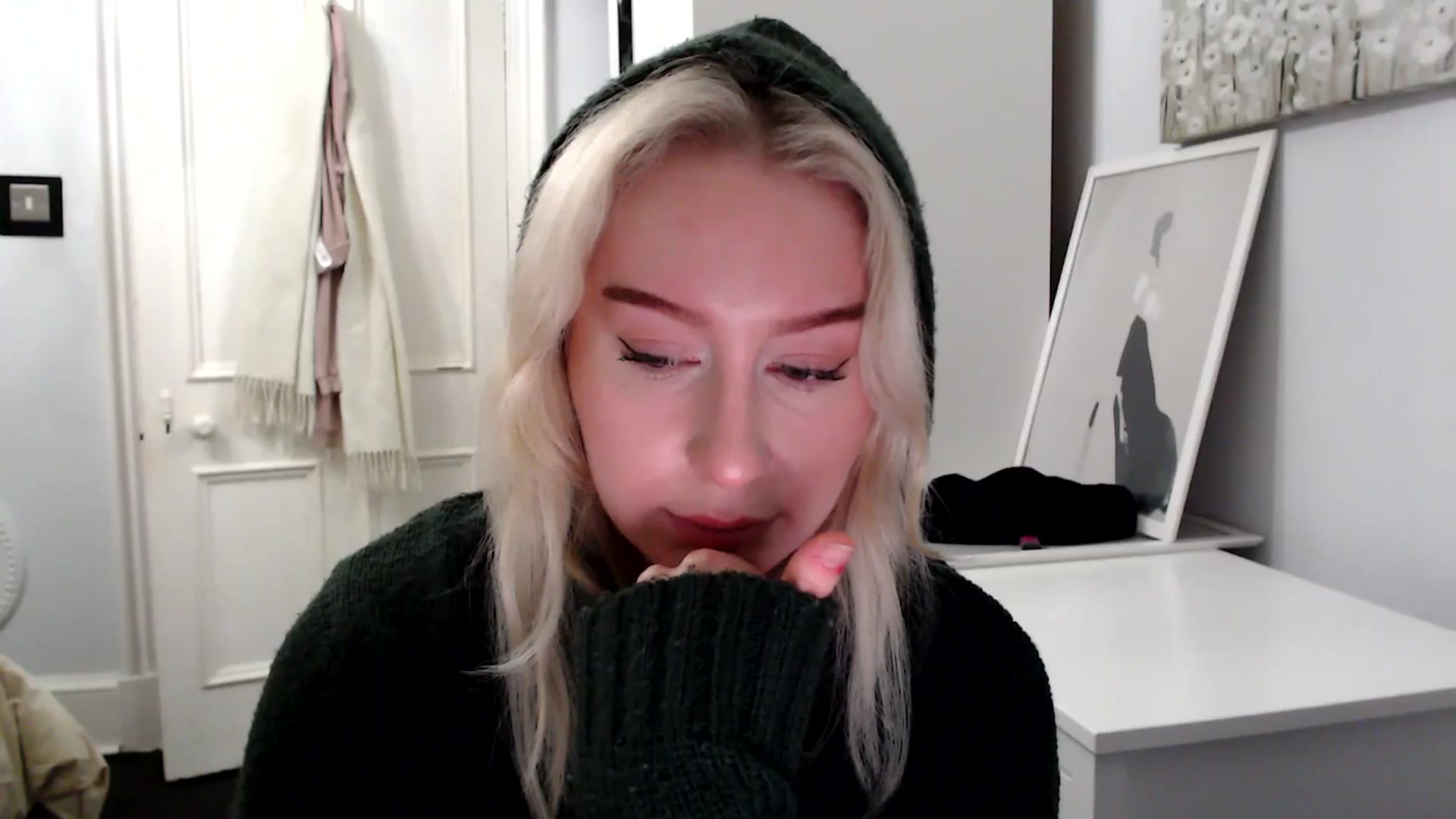 Gallery image thumbnail from Bday_Ava's myfreecams stream on, 01/22/2025, 22:25 image 15 of 20