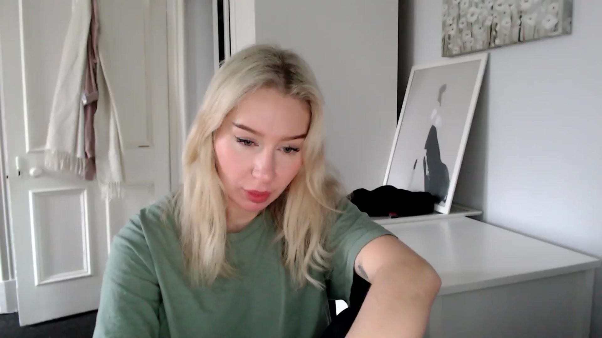 Gallery image thumbnail from Bday_Ava's myfreecams stream on, 01/23/2025, 12:13 image 8 of 20