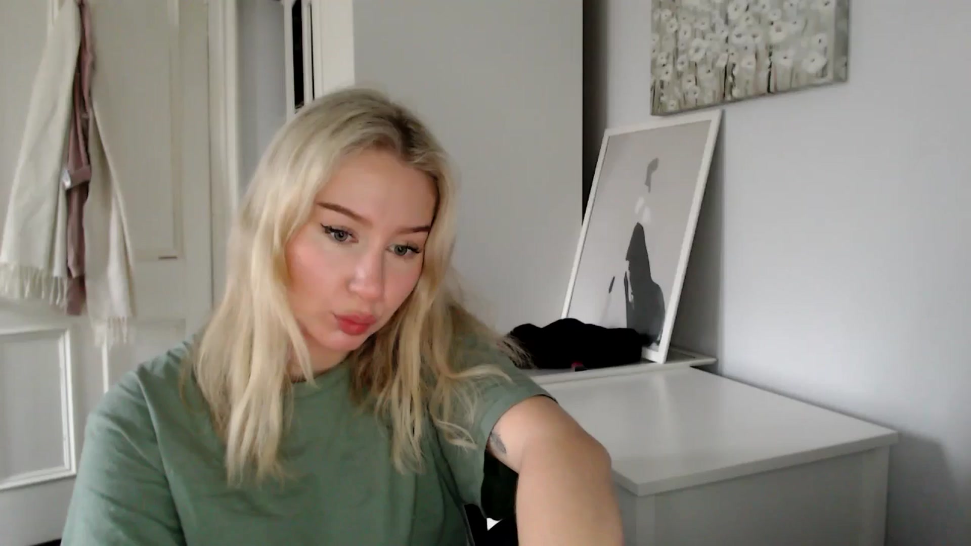 Gallery image thumbnail from Bday_Ava's myfreecams stream on, 01/23/2025, 12:13 image 7 of 20