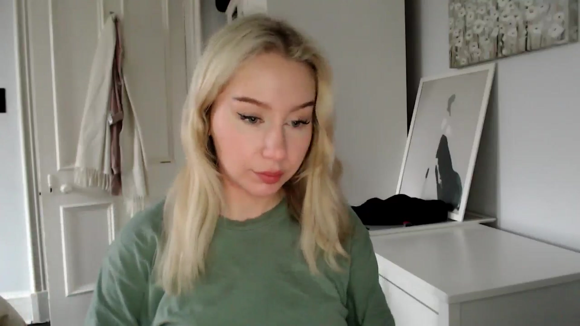 Gallery image thumbnail from Bday_Ava's myfreecams stream on, 01/23/2025, 12:13 image 2 of 20