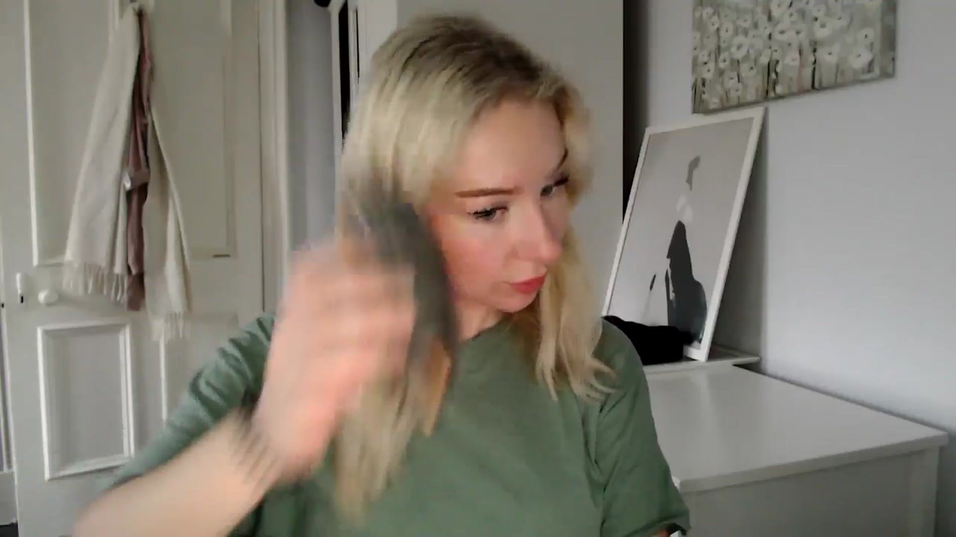 Gallery image thumbnail from Bday_Ava's myfreecams stream on, 01/23/2025, 12:13 image 3 of 20