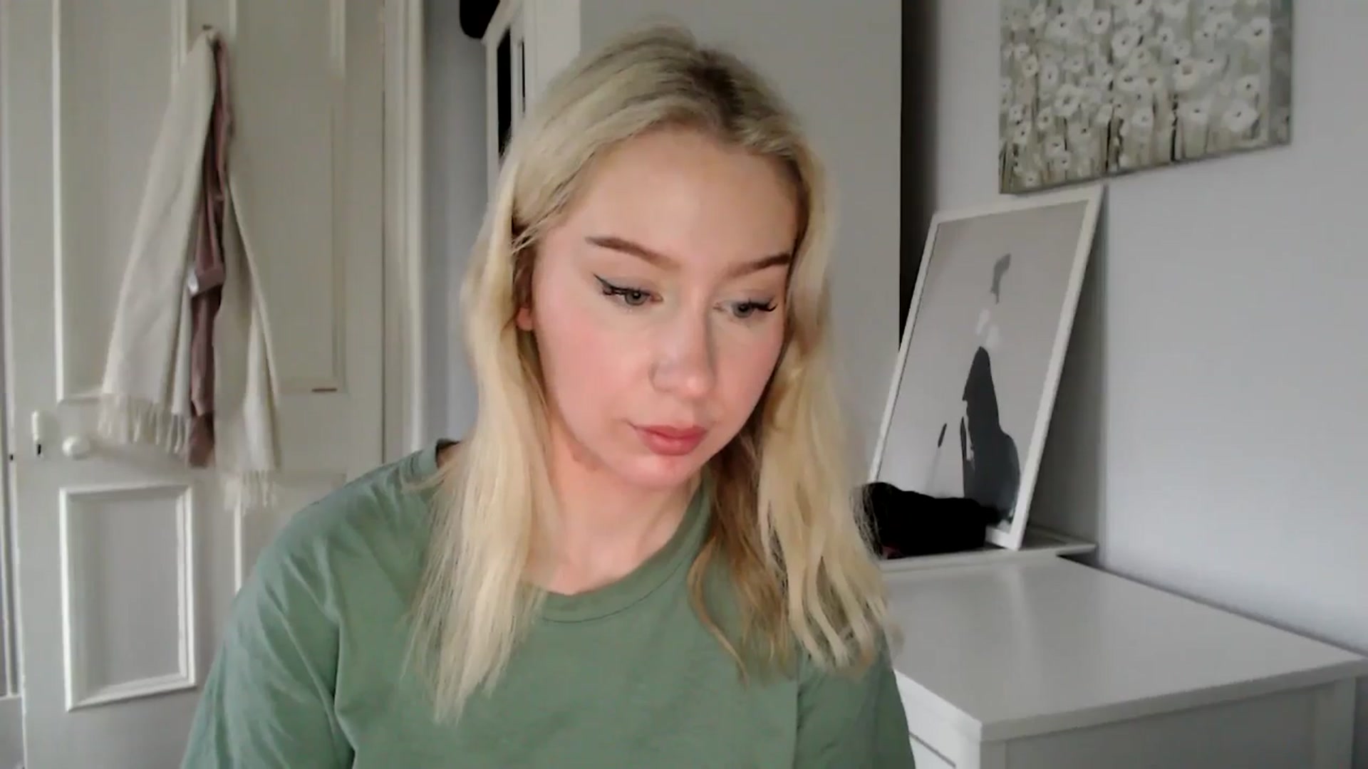 Gallery image thumbnail from Bday_Ava's myfreecams stream on, 01/23/2025, 12:13 image 19 of 20