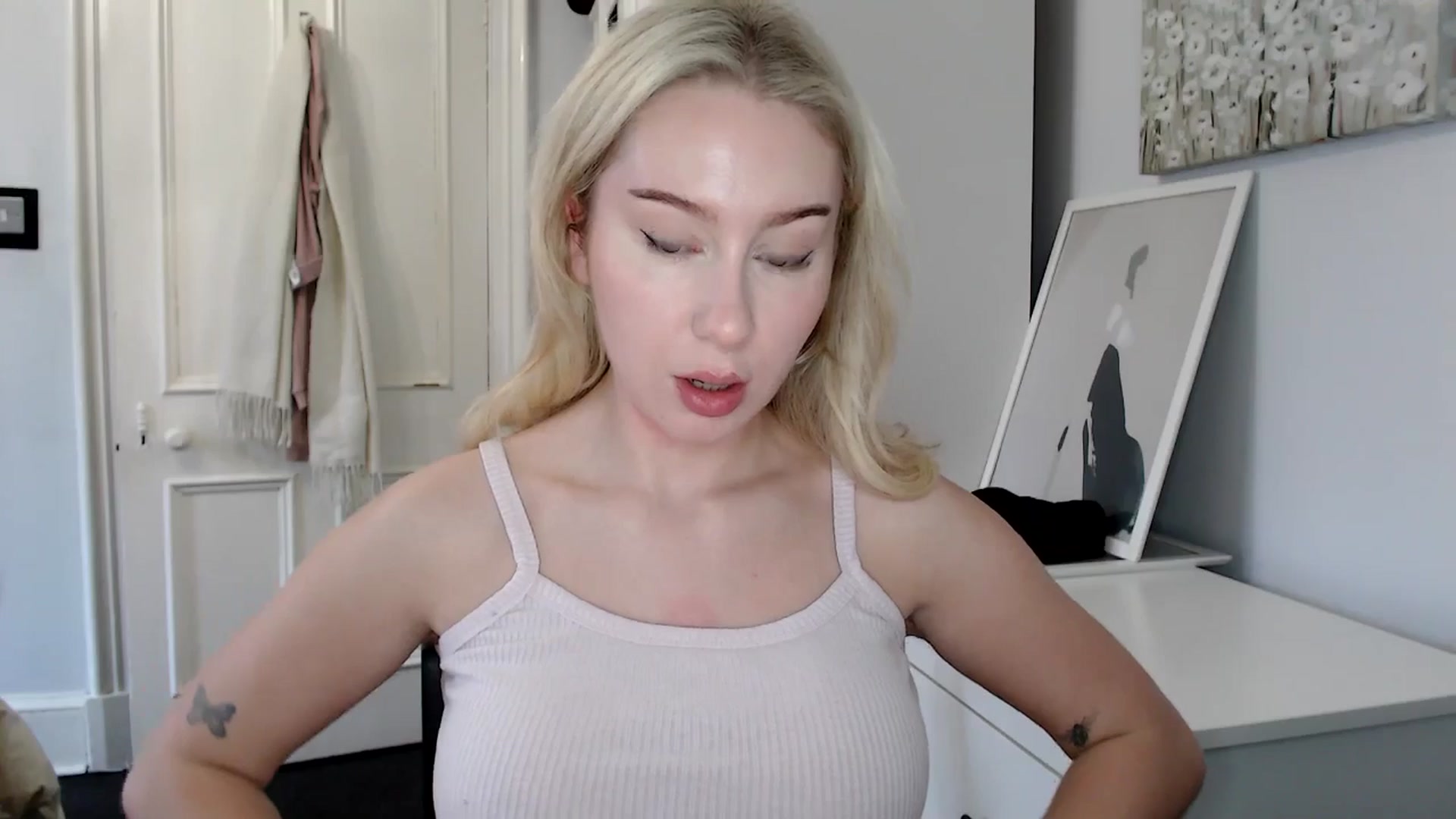 Gallery image thumbnail from Bday_Ava's myfreecams stream on, 01/24/2025, 14:56 image 3 of 20
