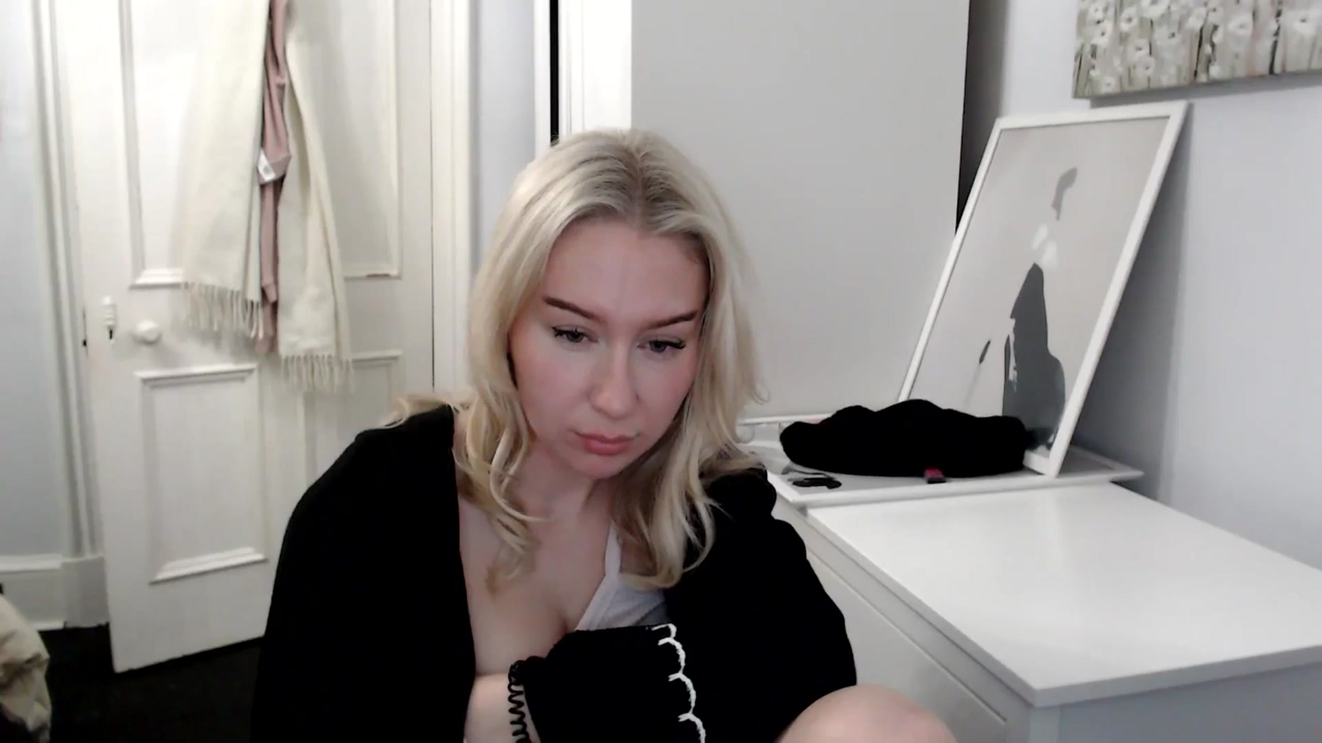 Gallery image thumbnail from Bday_Ava's myfreecams stream on, 01/24/2025, 19:12 image 11 of 20