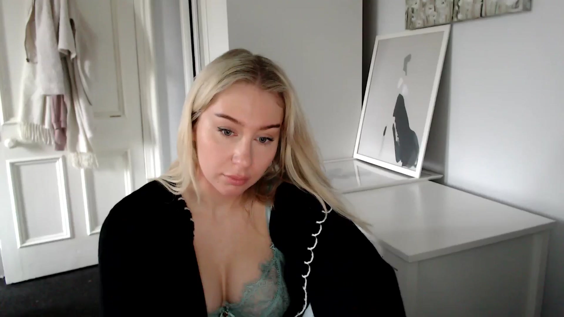 Gallery image thumbnail from Bday_Ava's myfreecams stream on, 01/27/2025, 13:16 image 4 of 20