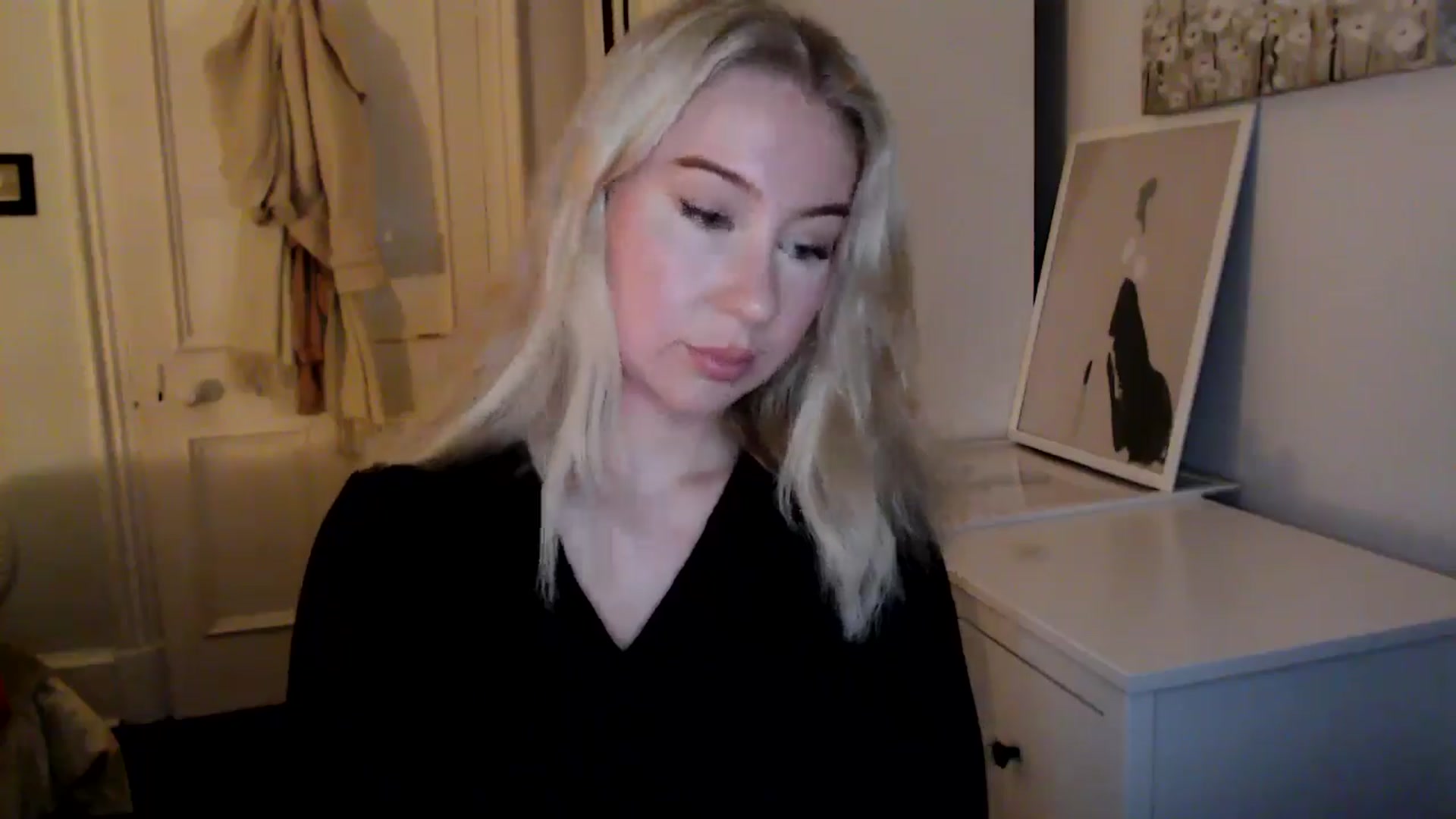 Gallery image thumbnail from Bday_Ava's myfreecams stream on, 01/28/2025, 20:47 image 8 of 20