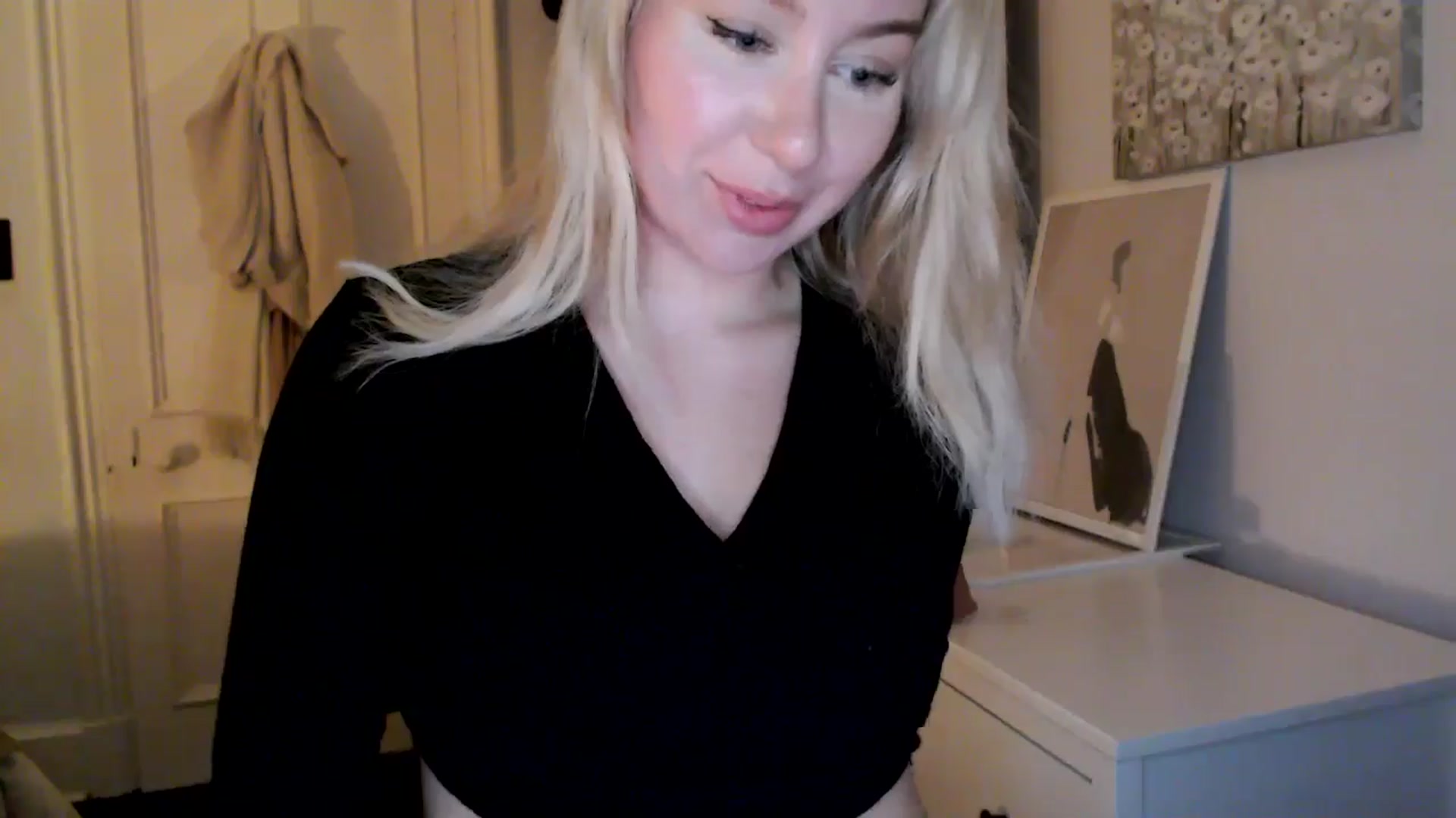 Gallery image thumbnail from Bday_Ava's myfreecams stream on, 01/28/2025, 21:34 image 2 of 20