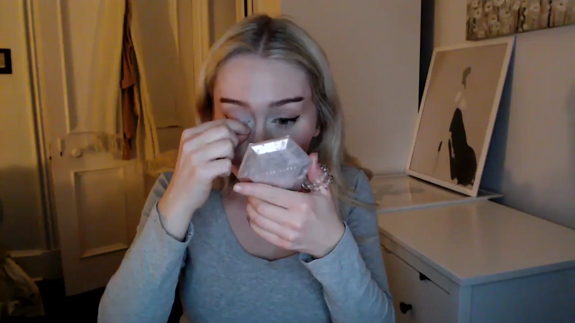 Gallery image thumbnail from Bday_Ava's myfreecams stream on, 01/29/2025, 20:02 image 19 of 20