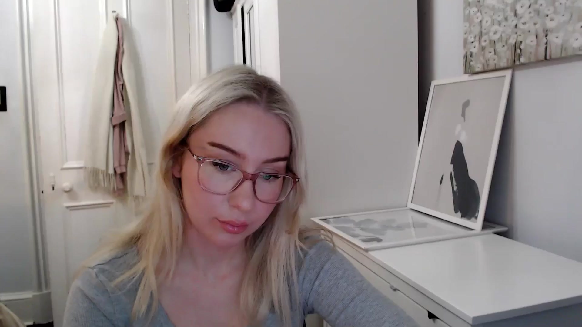 Gallery image thumbnail from Bday_Ava's myfreecams stream on, 01/29/2025, 20:18 image 6 of 20