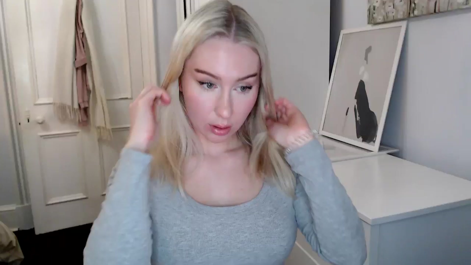 Gallery image thumbnail from Bday_Ava's myfreecams stream on, 01/29/2025, 20:18 image 14 of 20