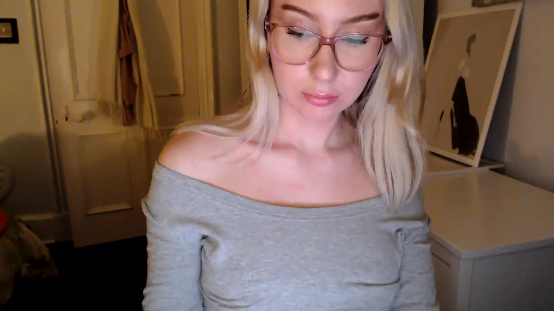 Gallery image thumbnail from Bday_Ava's myfreecams stream on, 01/29/2025, 22:11 image 19 of 20