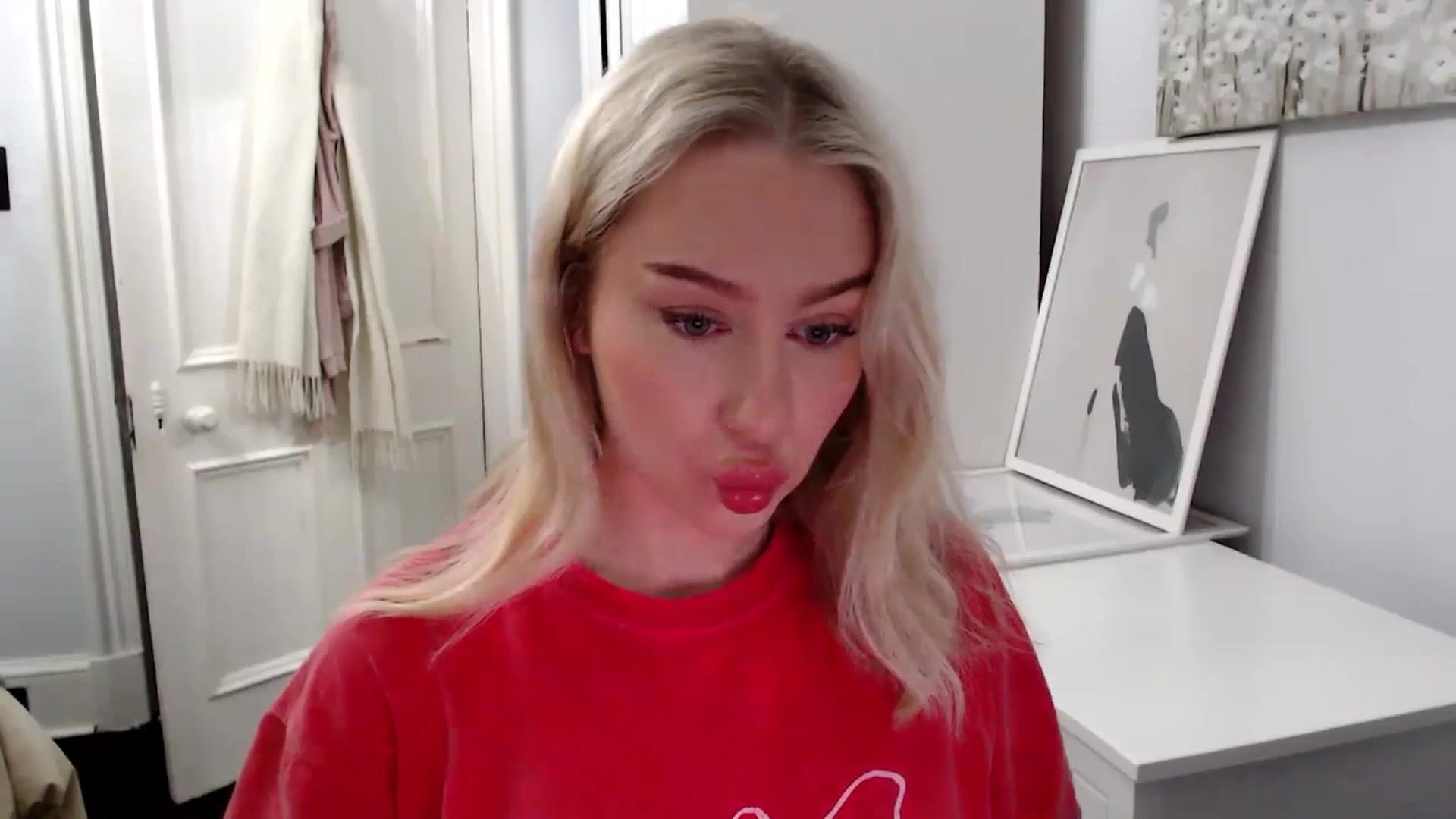 Gallery image thumbnail from Bday_Ava's myfreecams stream on, 01/30/2025, 08:04 image 2 of 20