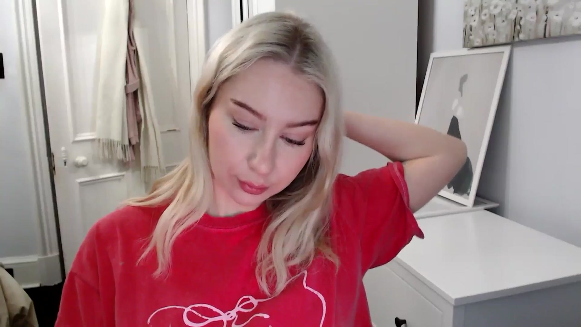 Gallery image thumbnail from Bday_Ava's myfreecams stream on, 01/30/2025, 08:04 image 10 of 20