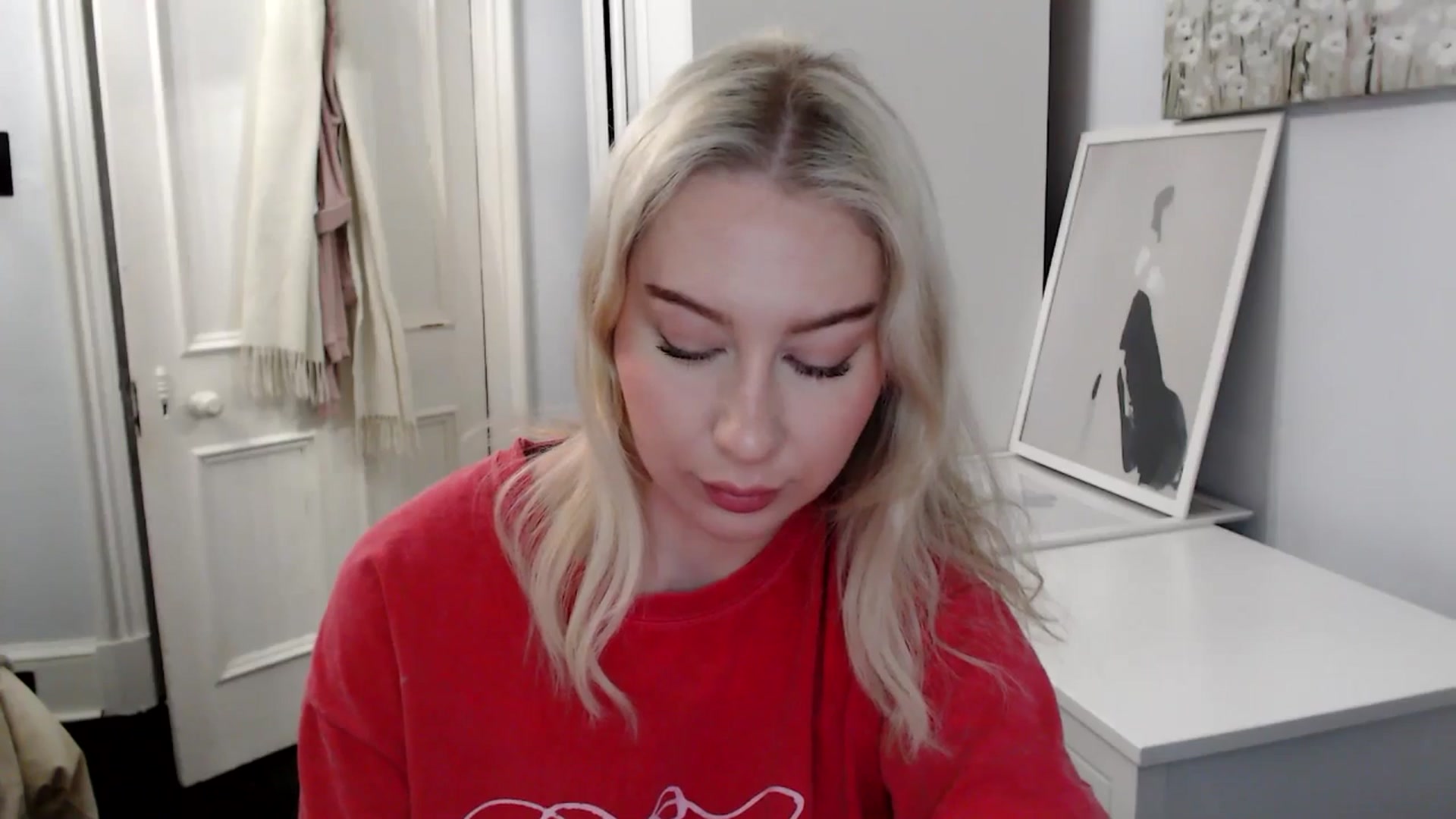 Gallery image thumbnail from Bday_Ava's myfreecams stream on, 01/30/2025, 08:04 image 20 of 20