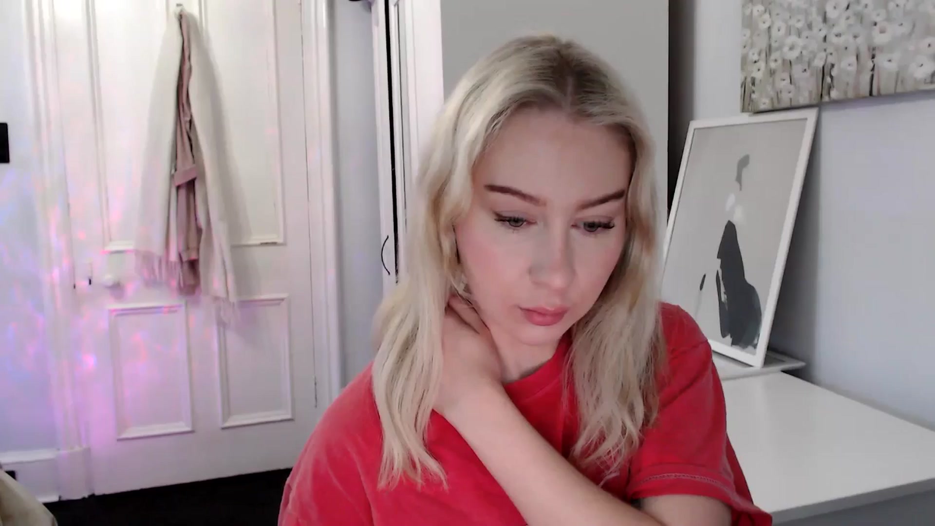 Gallery image thumbnail from Bday_Ava's myfreecams stream on, 01/30/2025, 08:21 image 18 of 20