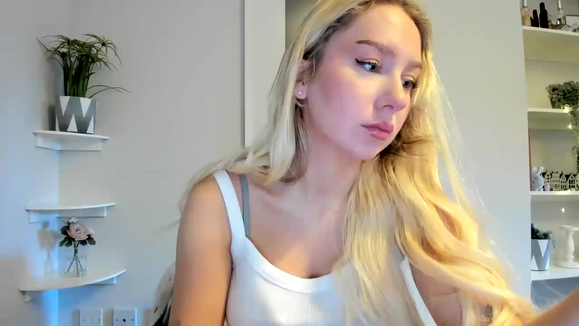 Gallery image thumbnail from Bday_Ava's myfreecams stream on, 01/02/2026, 12:53 image 9 of 20