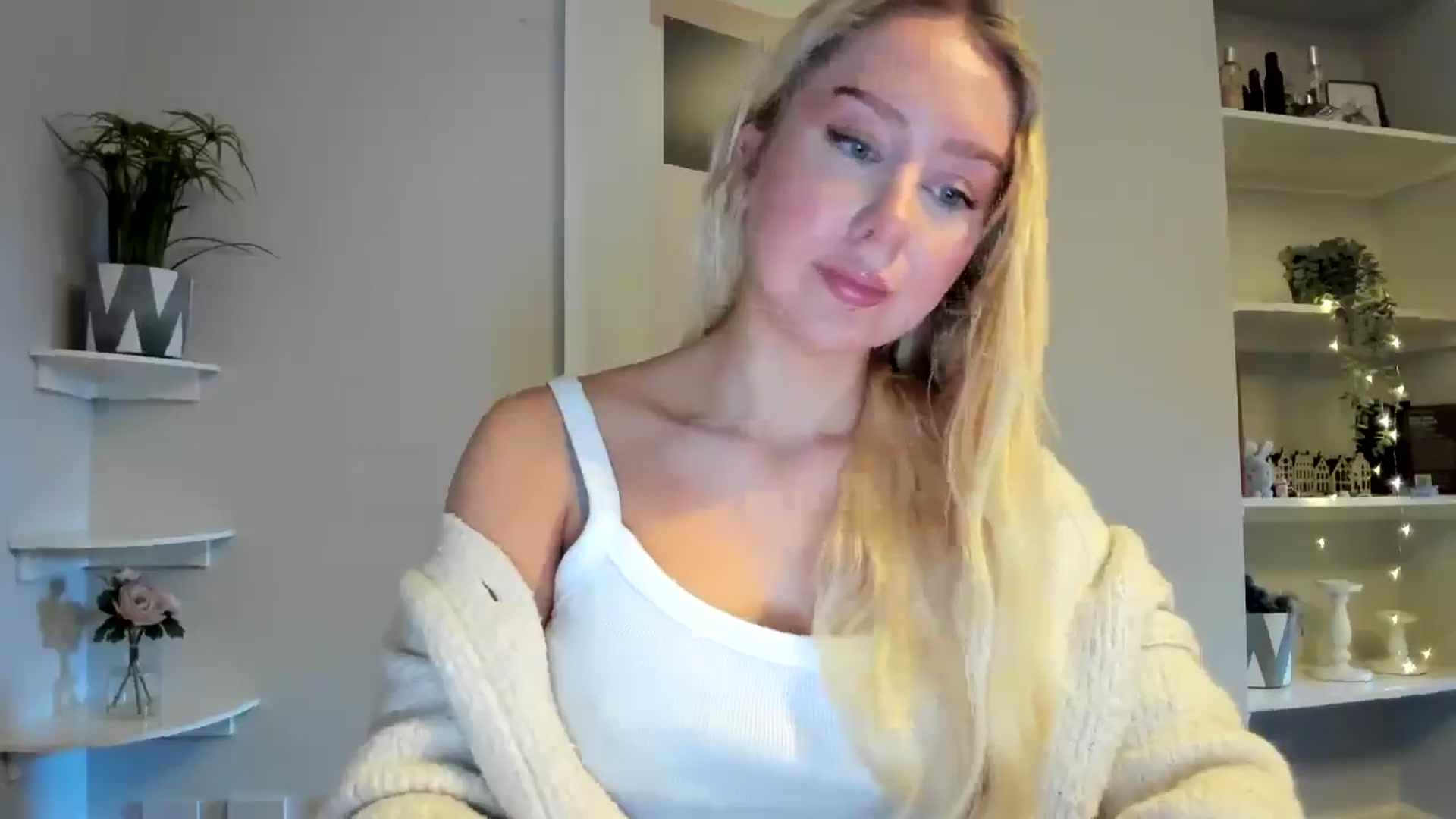 Gallery image thumbnail from Bday_Ava's myfreecams stream on, 01/02/2026, 14:01 image 4 of 20