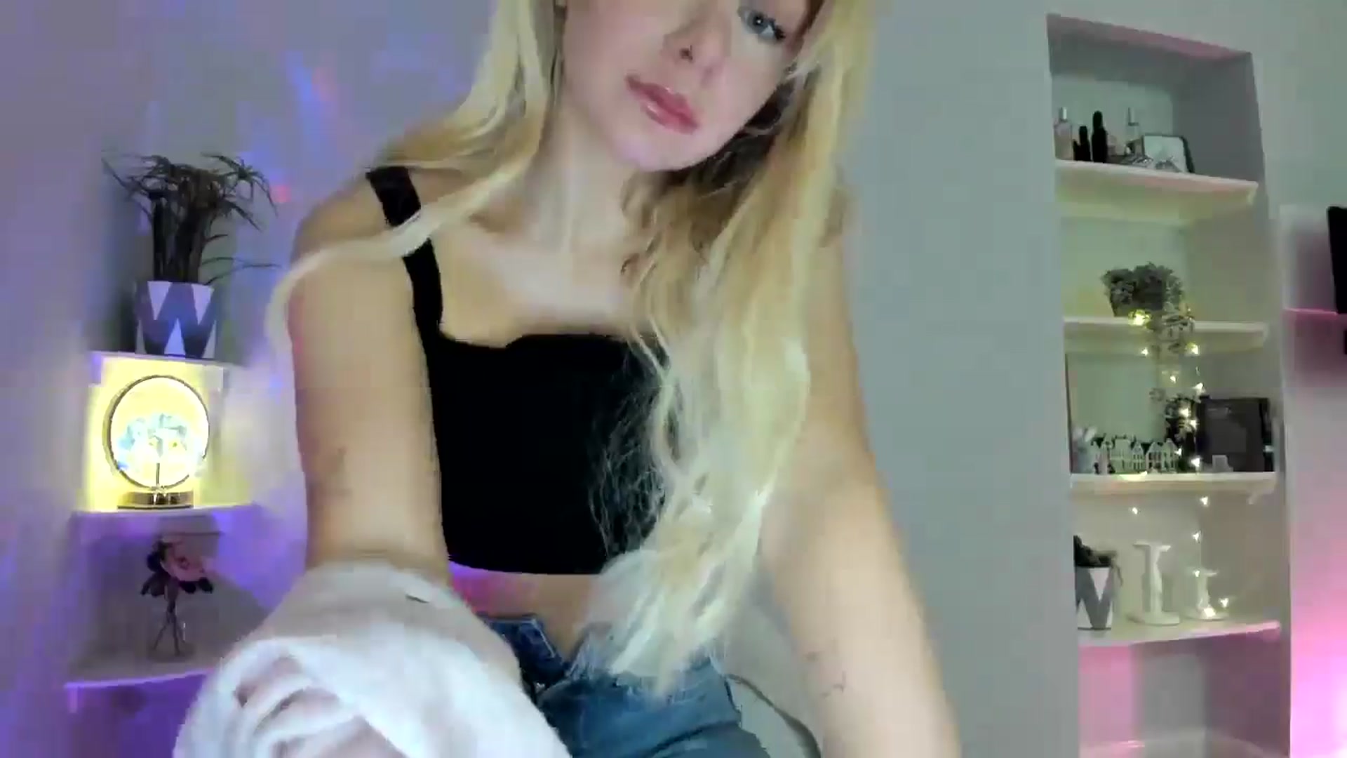 Gallery image thumbnail from Bday_Ava's myfreecams stream on, 01/03/2026, 16:47 image 9 of 20