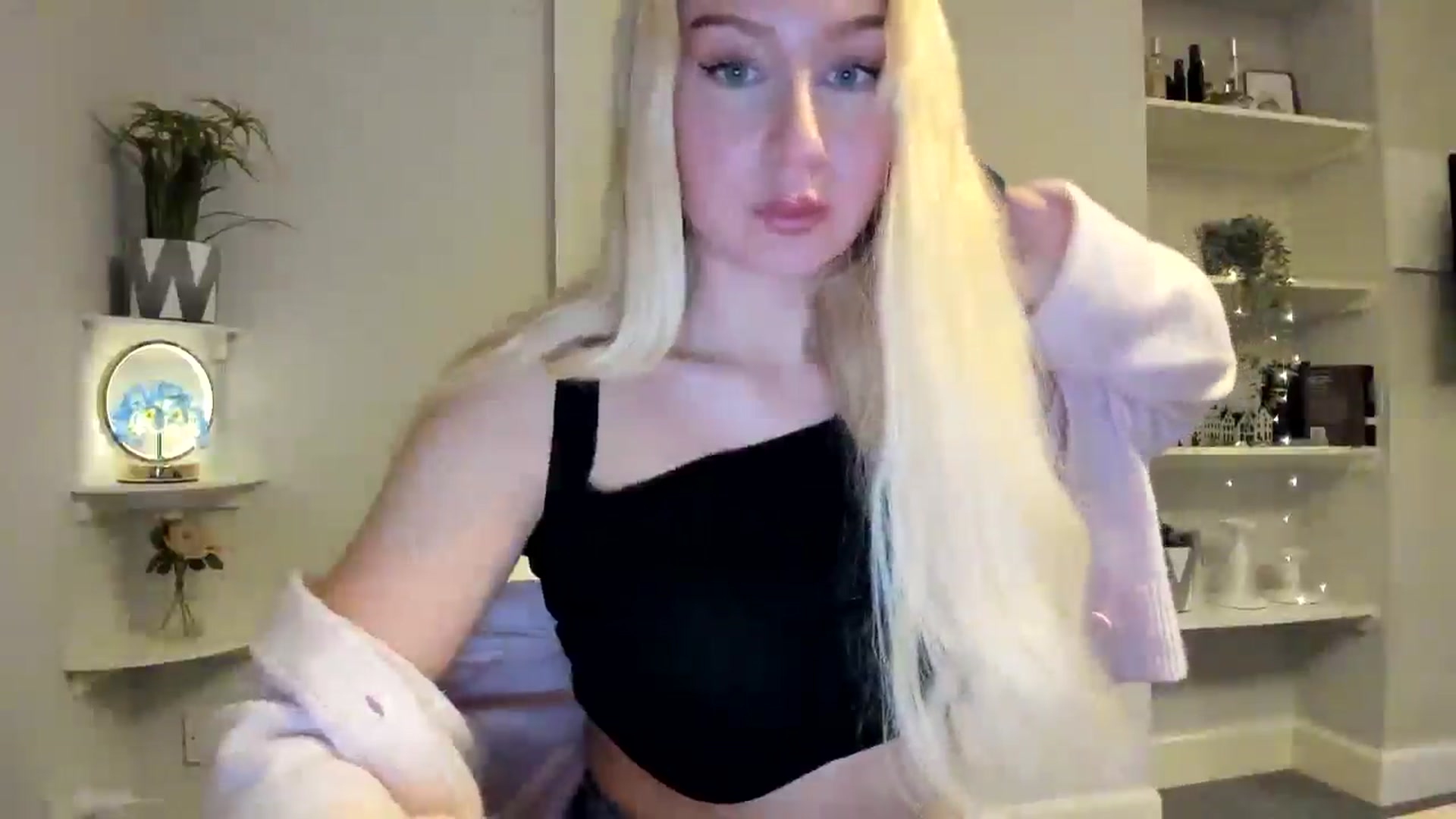 Gallery image thumbnail from Bday_Ava's myfreecams stream on, 01/03/2026, 21:53 image 3 of 20