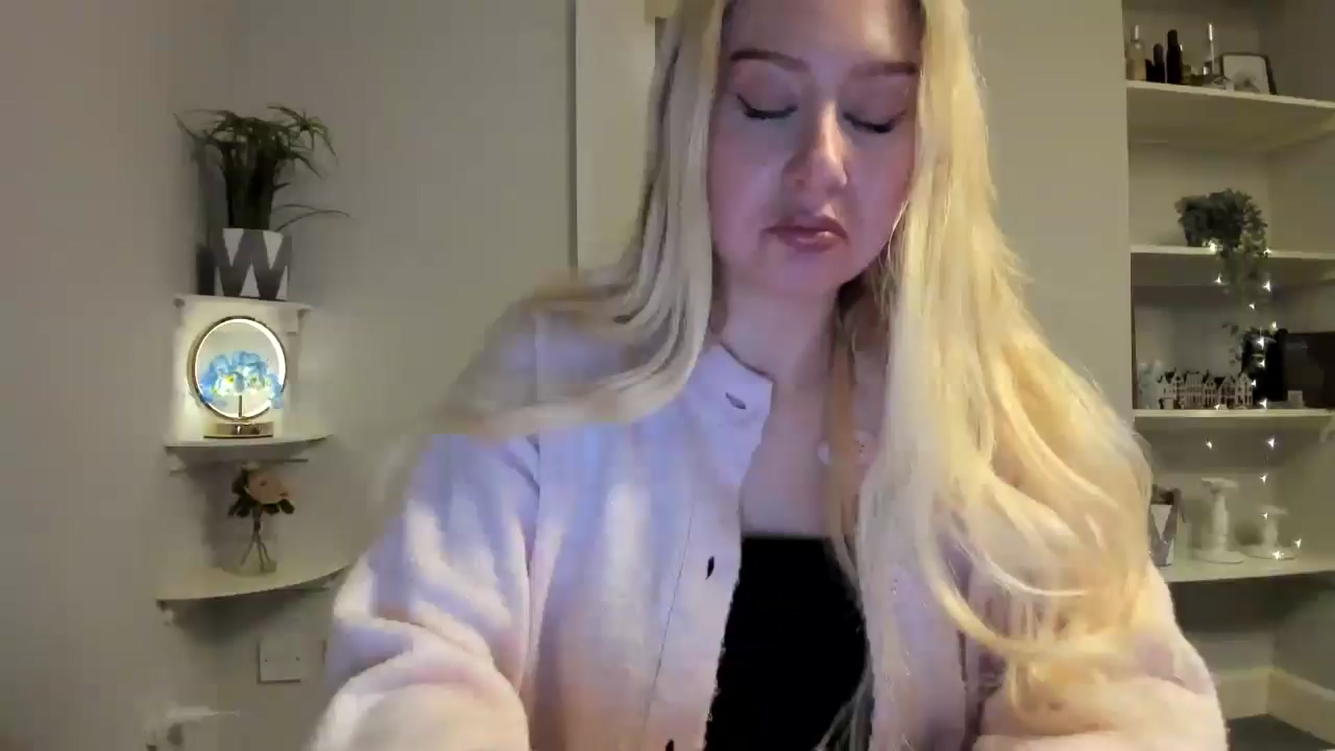 Gallery image thumbnail from Bday_Ava's myfreecams stream on, 01/03/2026, 21:53 image 1 of 20