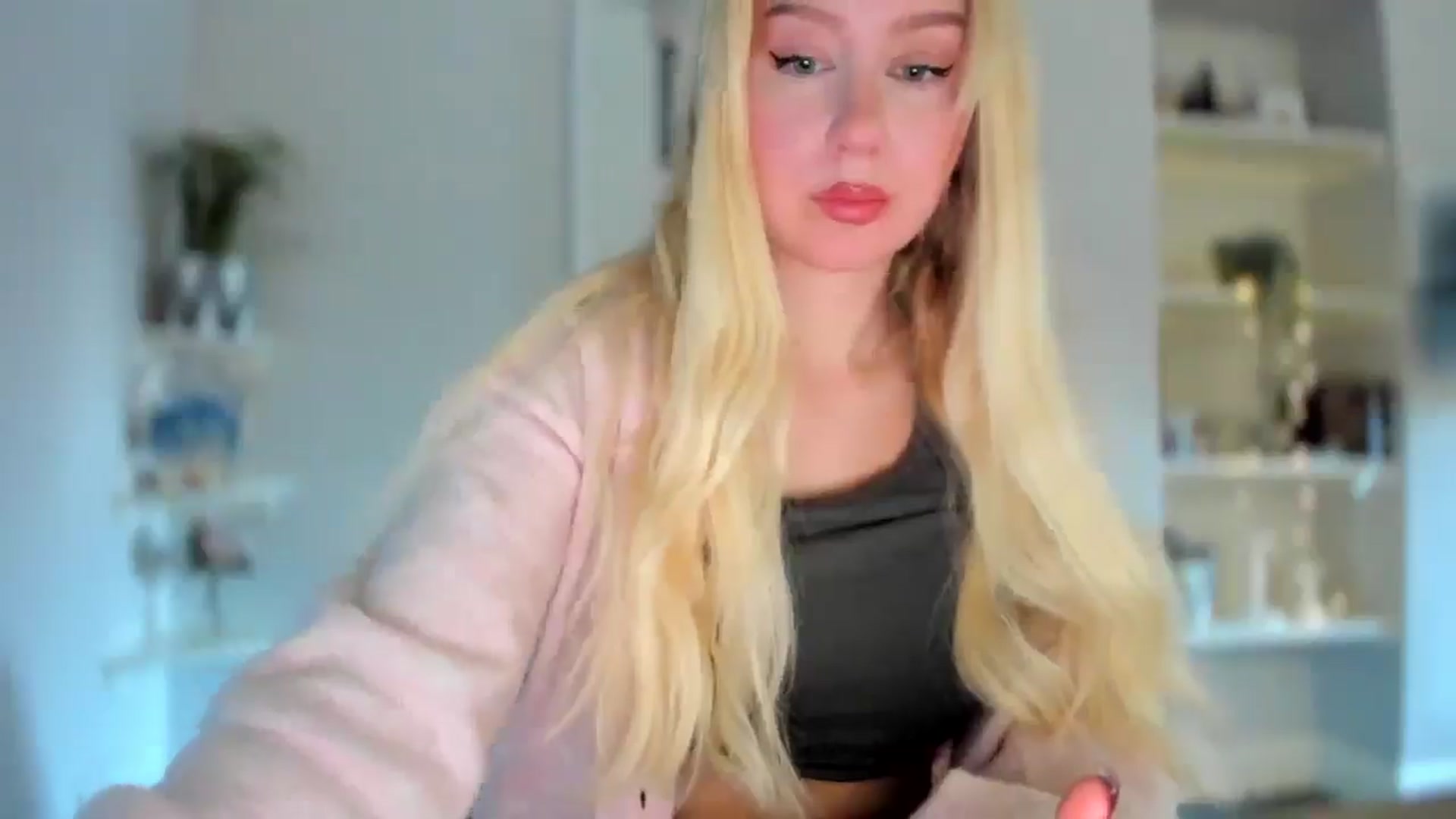 Gallery image thumbnail from Bday_Ava's myfreecams stream on, 01/04/2026, 13:19 image 12 of 20