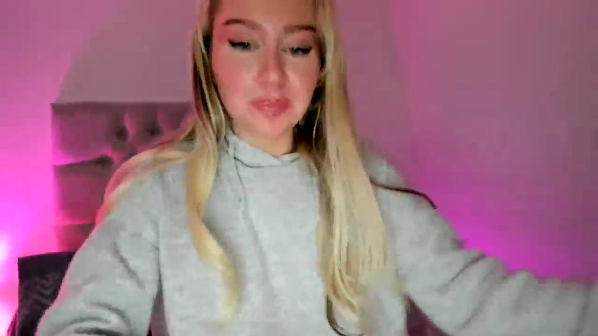 Gallery image thumbnail from Bday_Ava's myfreecams stream on, 01/07/2026, 19:26 image 4 of 20