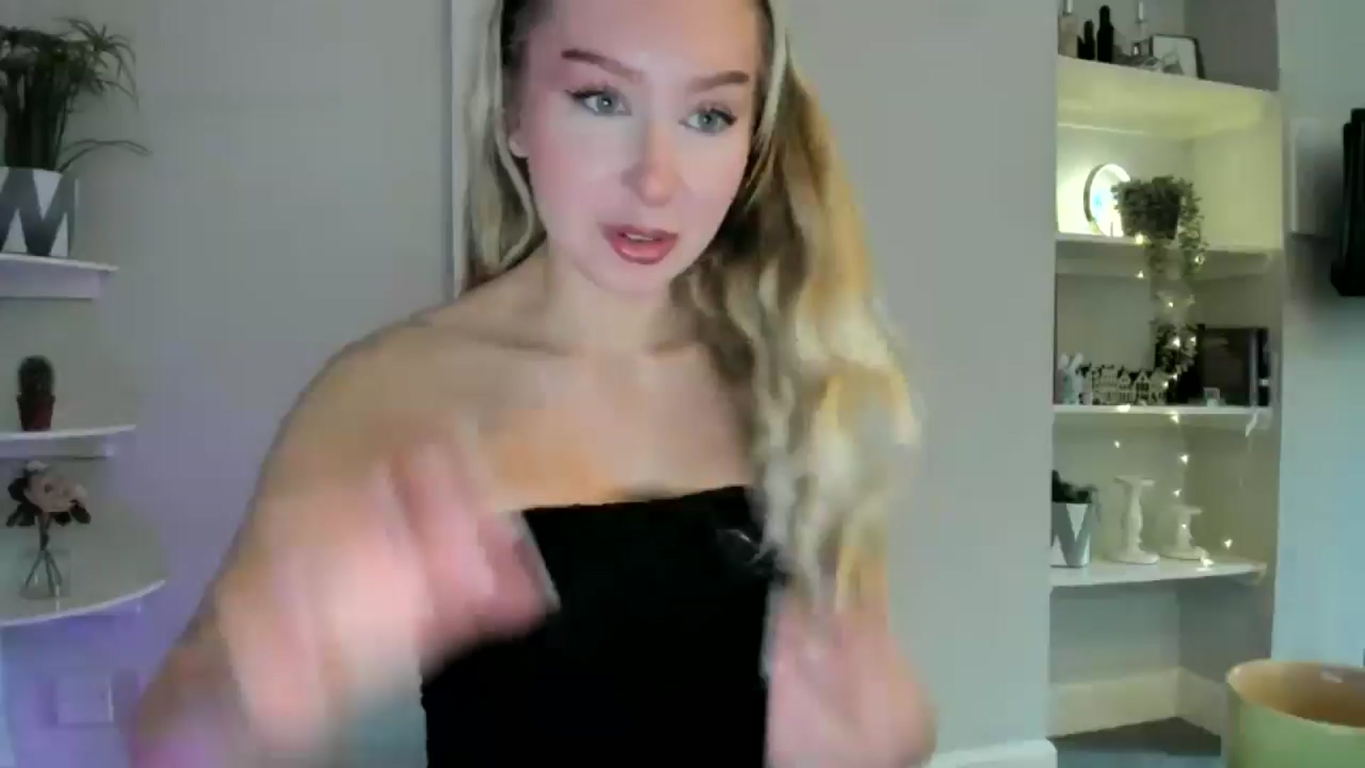 Gallery image thumbnail from Bday_Ava's myfreecams stream on, 01/09/2026, 12:11 image 1 of 20