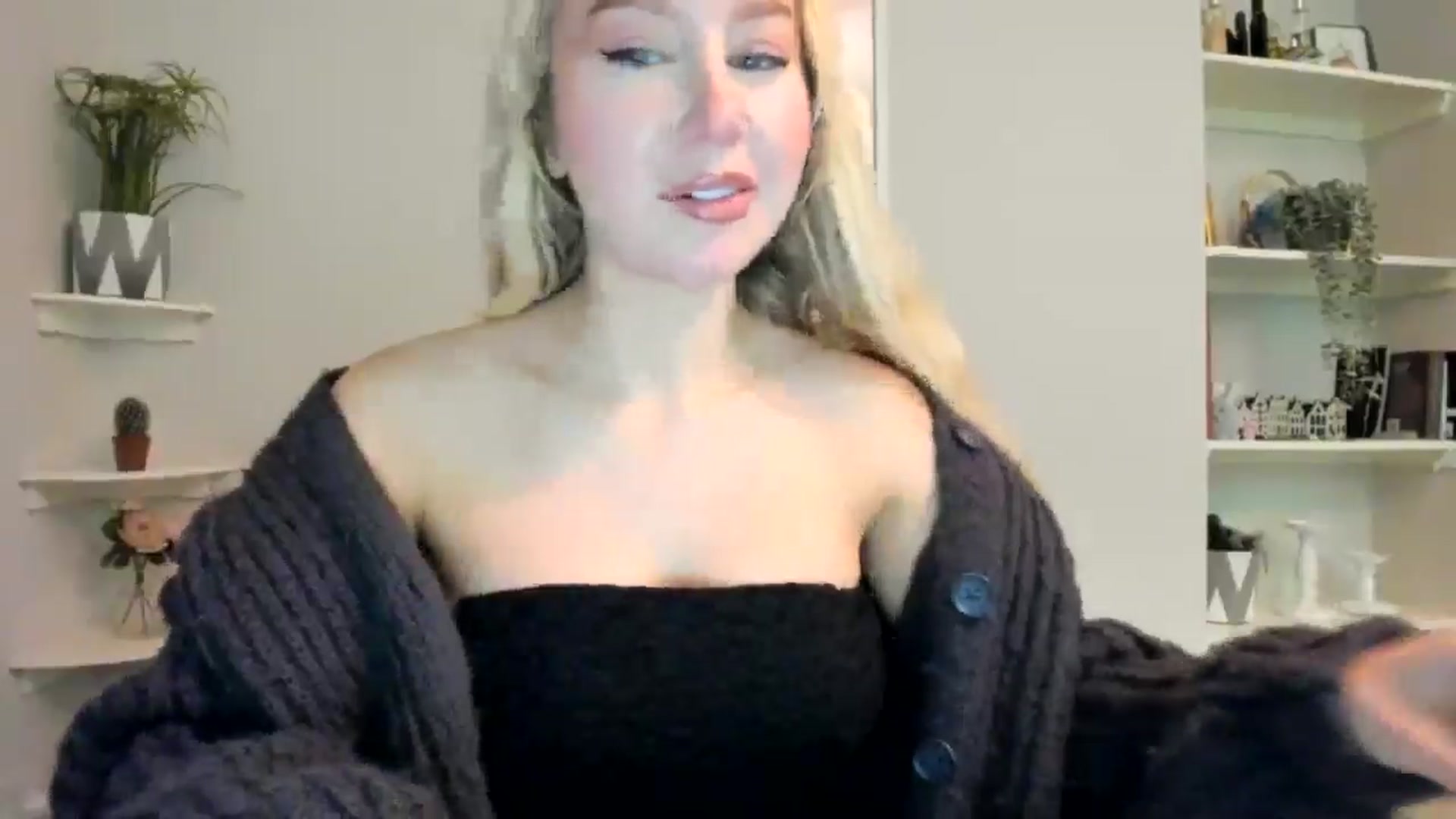 Gallery image thumbnail from Bday_Ava's myfreecams stream on, 01/09/2026, 15:02 image 4 of 20