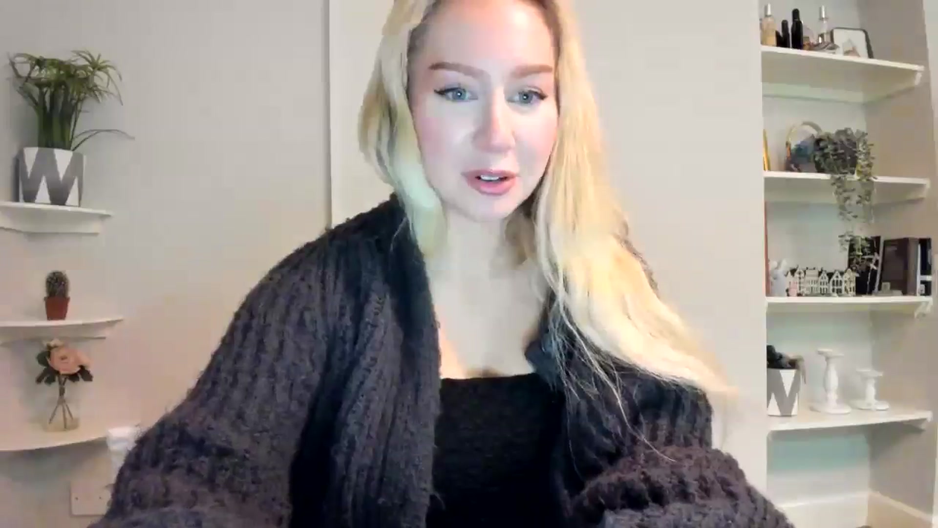 Gallery image thumbnail from Bday_Ava's myfreecams stream on, 01/09/2026, 15:39 image 12 of 20