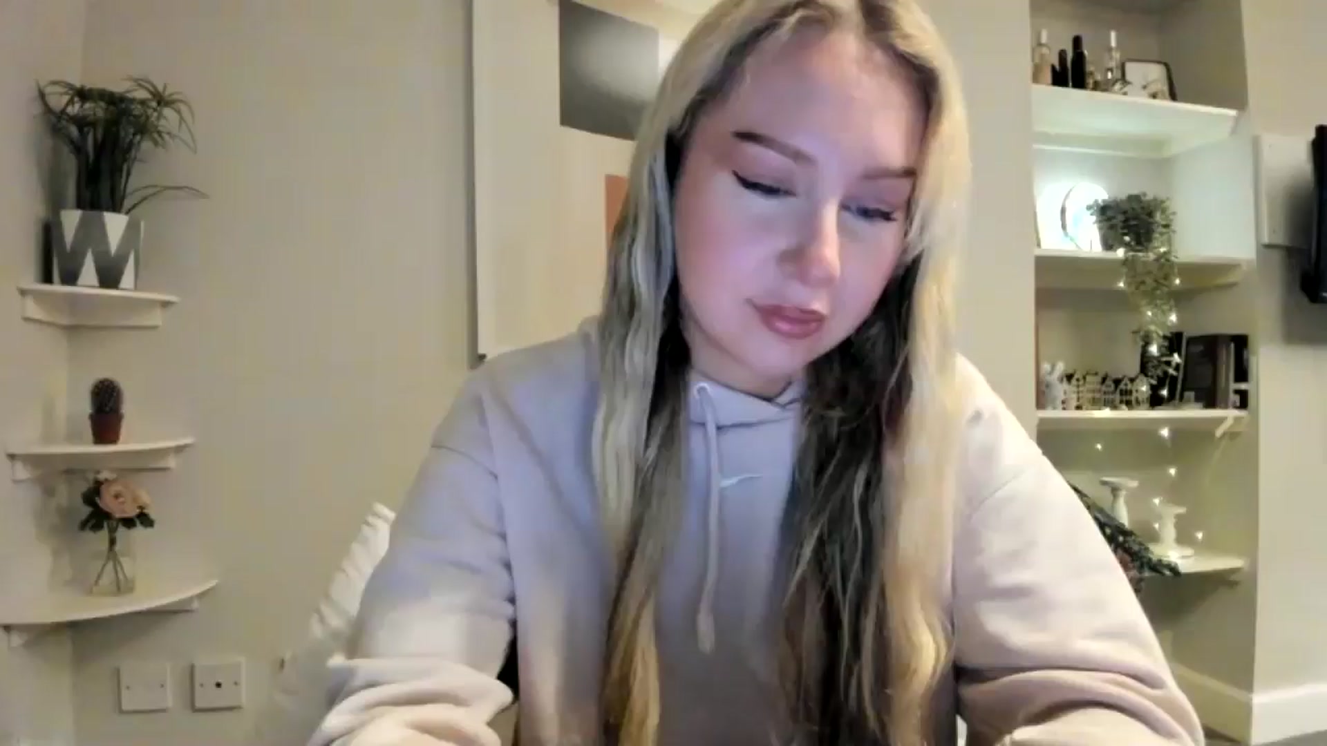 Gallery image thumbnail from Bday_Ava's myfreecams stream on, 01/12/2026, 18:31 image 1 of 20