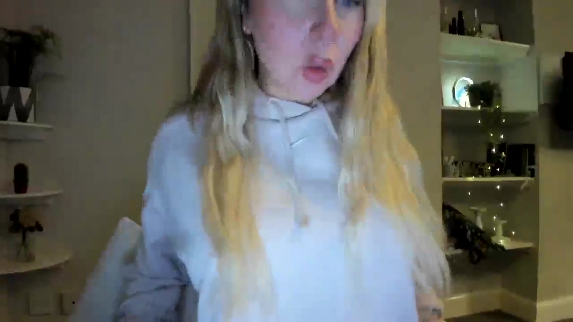 Gallery image thumbnail from Bday_Ava's myfreecams stream on, 01/12/2026, 18:31 image 6 of 20