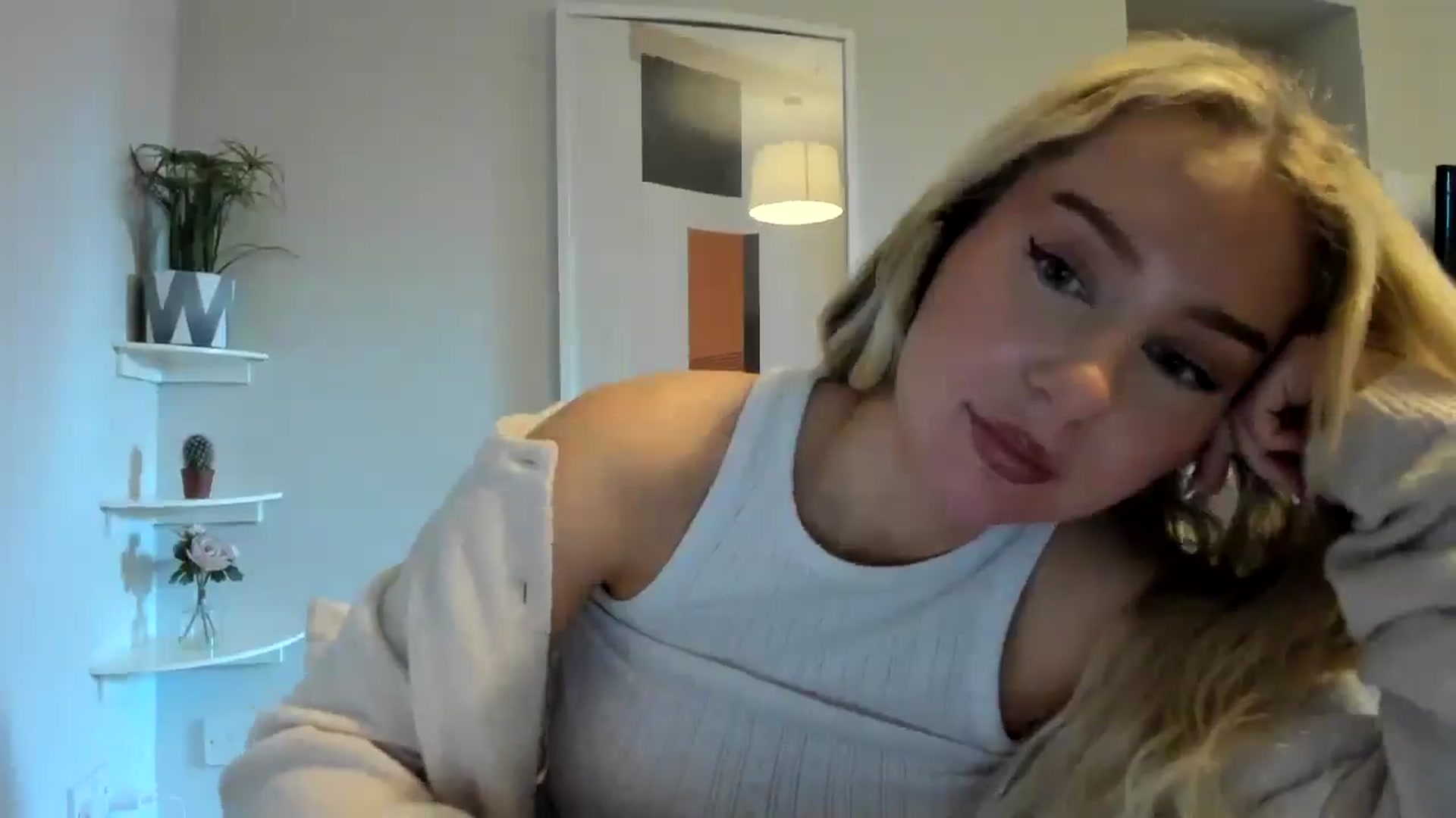 Gallery image thumbnail from Bday_Ava's myfreecams stream on, 01/13/2026, 15:24 image 7 of 20