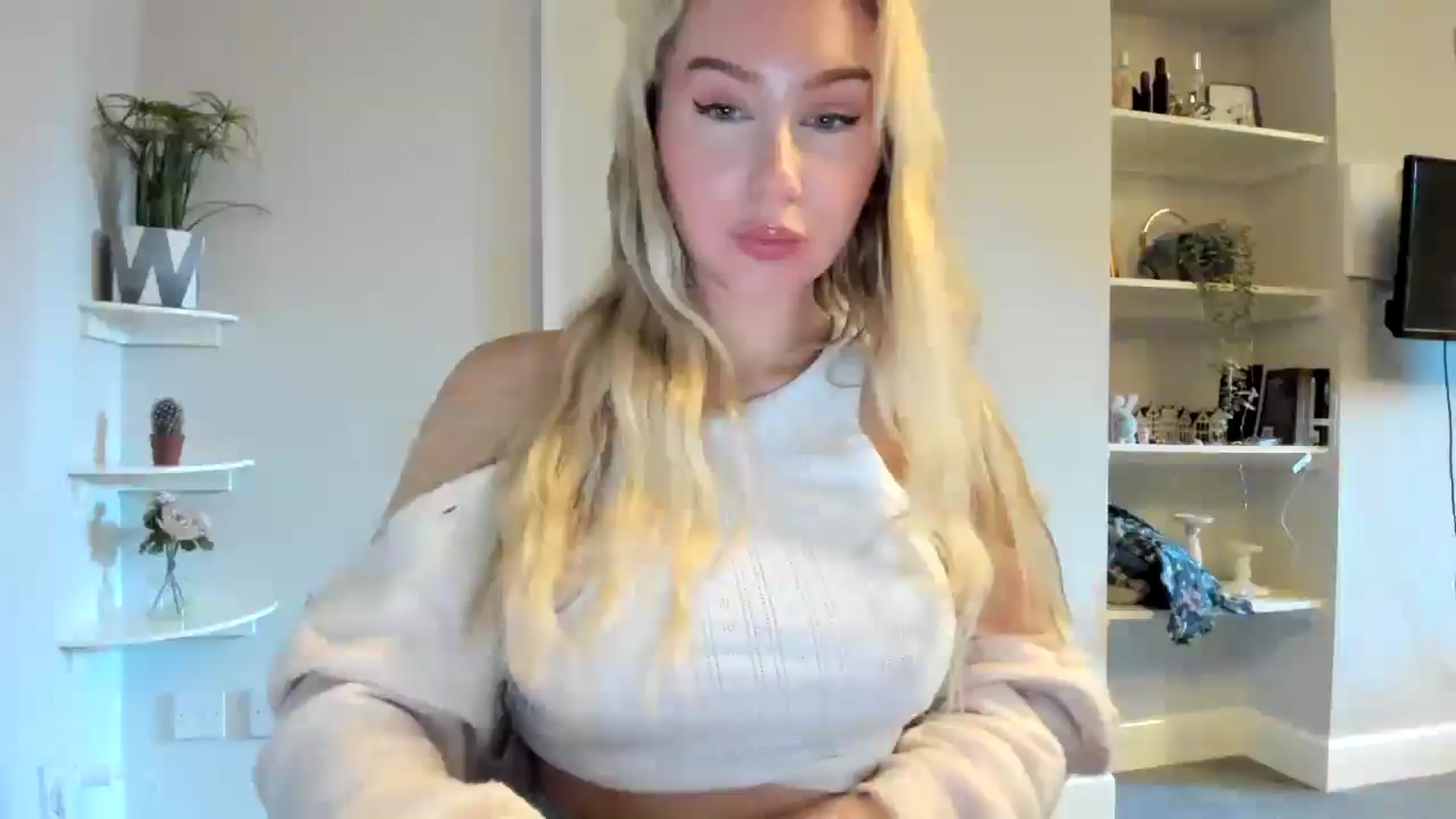 Gallery image thumbnail from Bday_Ava's myfreecams stream on, 01/13/2026, 15:24 image 17 of 20