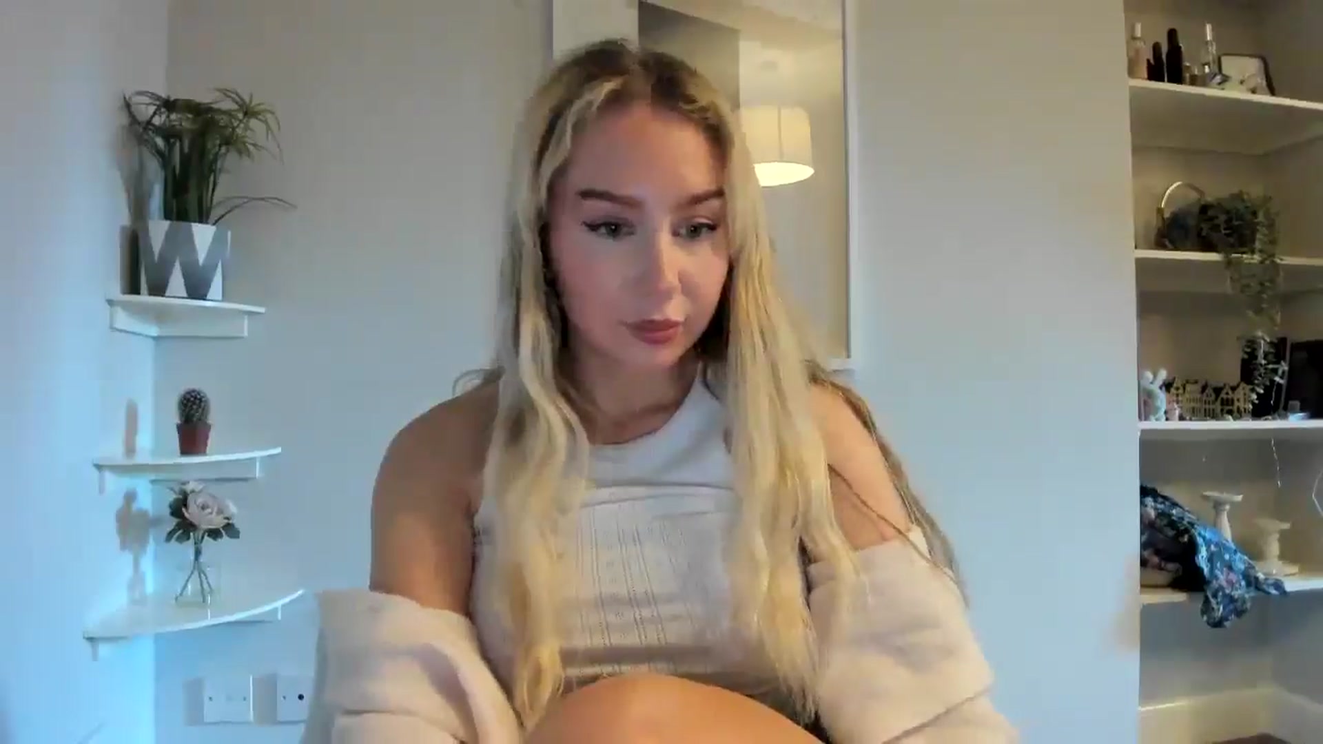 Gallery image thumbnail from Bday_Ava's myfreecams stream on, 01/13/2026, 15:24 image 10 of 20