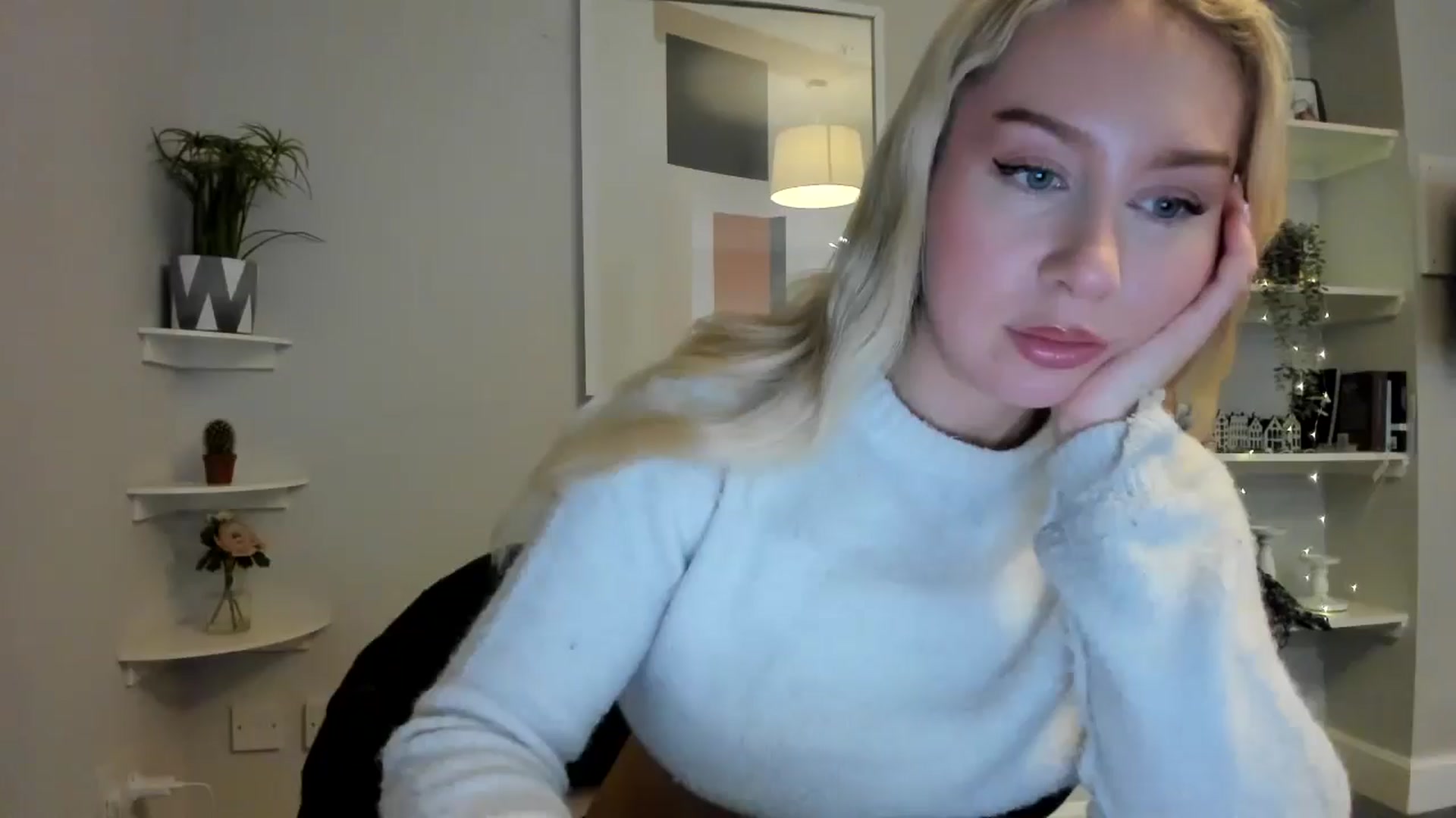 Gallery image thumbnail from Bday_Ava's myfreecams stream on, 01/13/2026, 22:37 image 14 of 20
