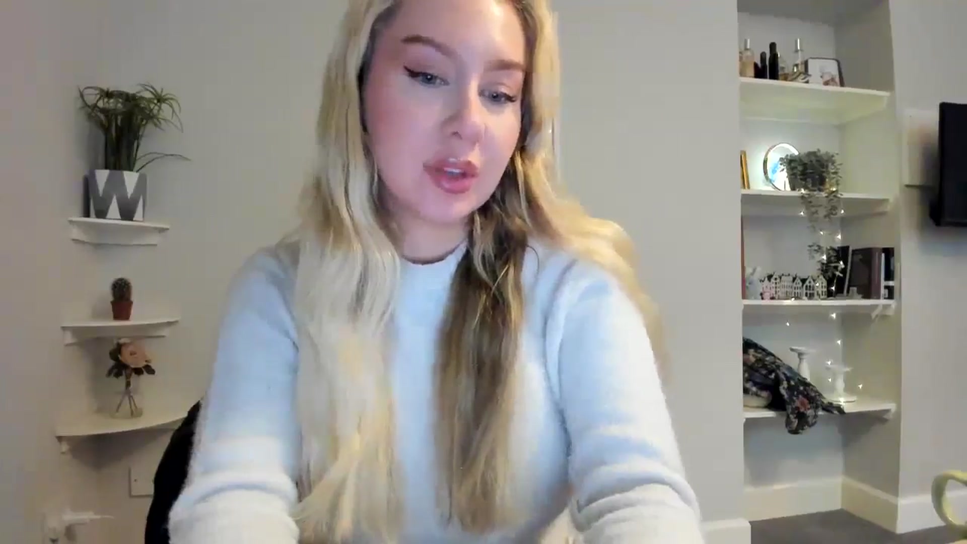 Gallery image thumbnail from Bday_Ava's myfreecams stream on, 01/13/2026, 22:37 image 11 of 20