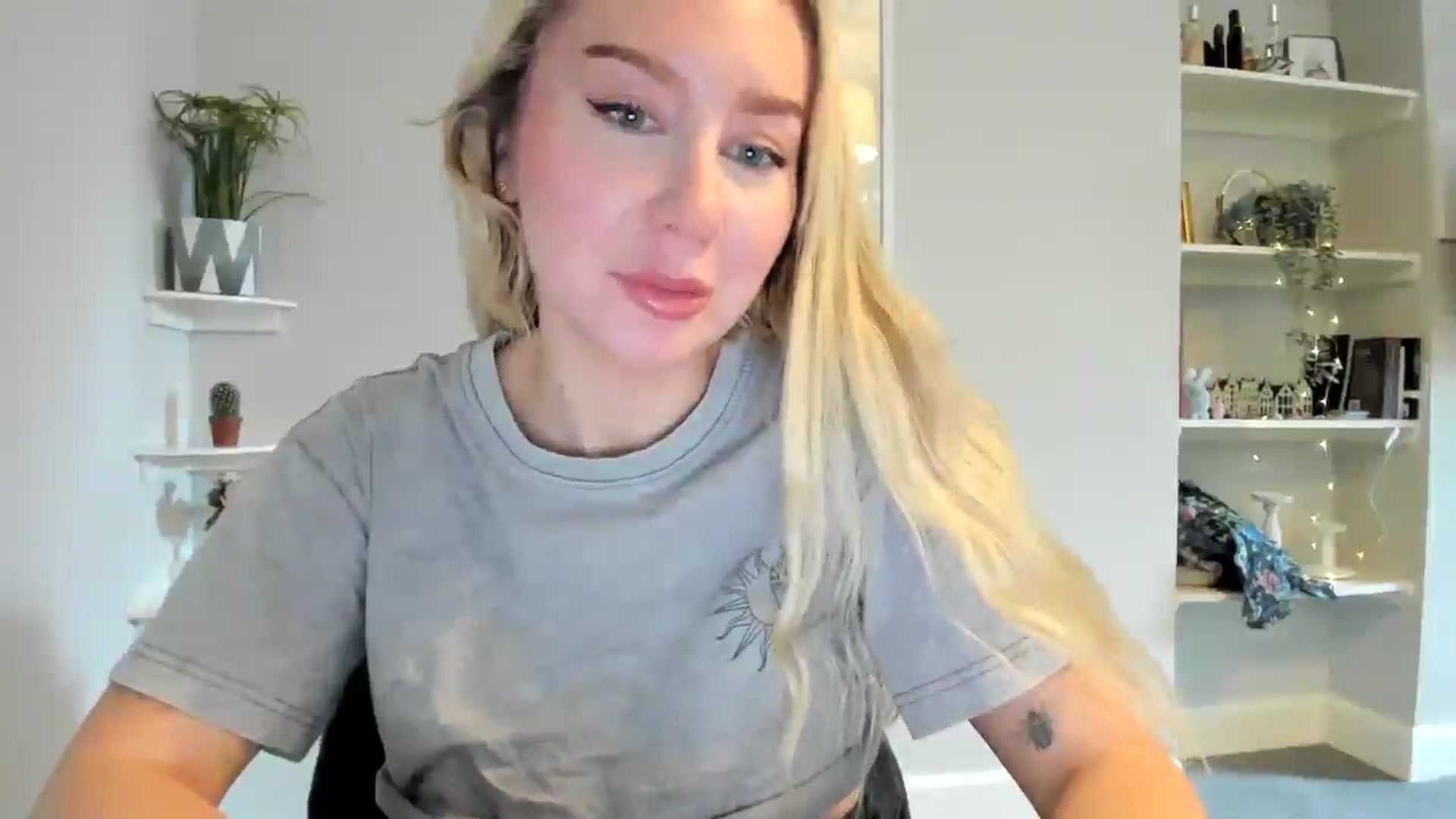 Gallery image thumbnail from Bday_Ava's myfreecams stream on, 01/14/2026, 13:22 image 14 of 20