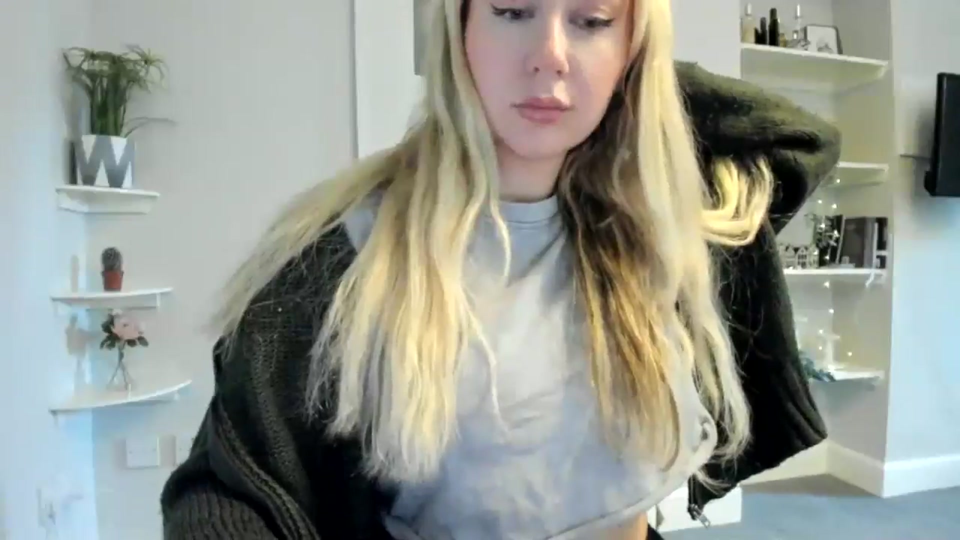 Gallery image thumbnail from Bday_Ava's myfreecams stream on, 01/14/2026, 13:56 image 9 of 20