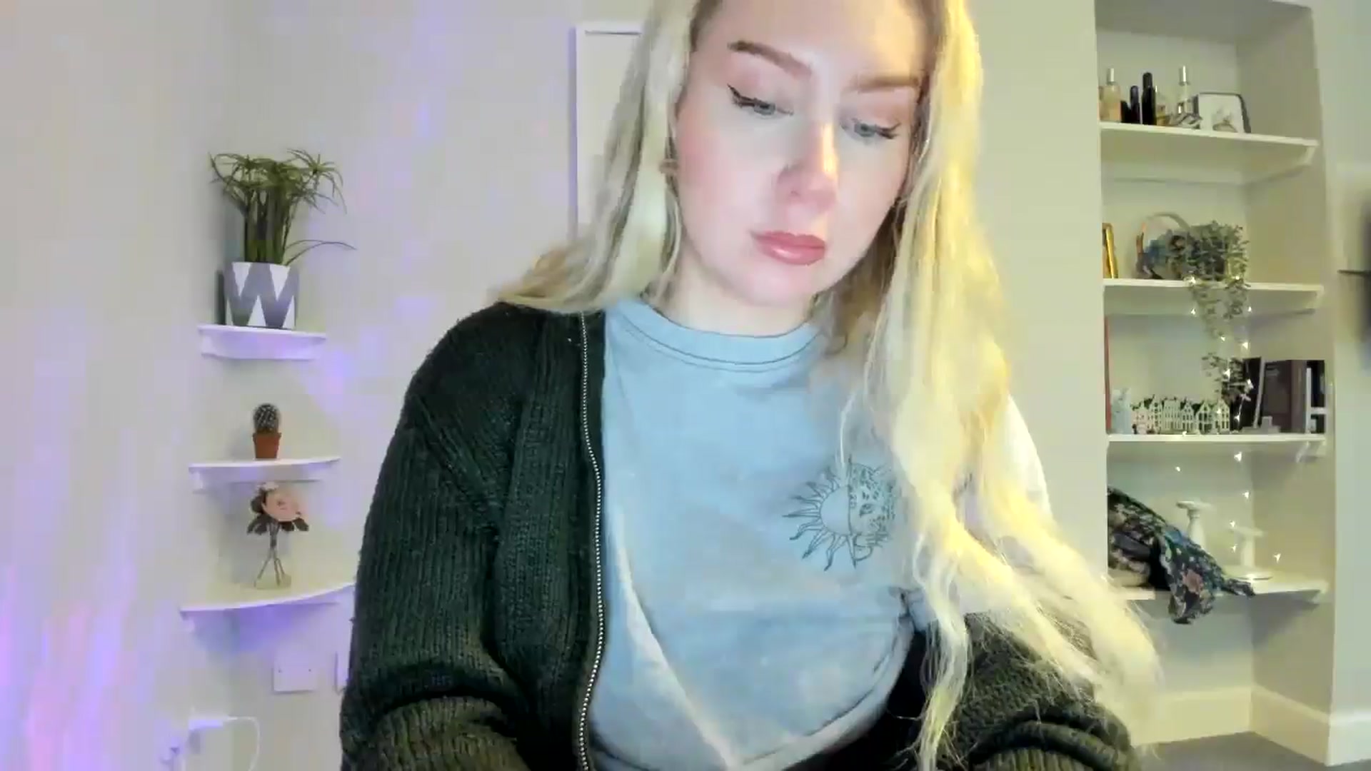 Gallery image thumbnail from Bday_Ava's myfreecams stream on, 01/14/2026, 15:33 image 15 of 20