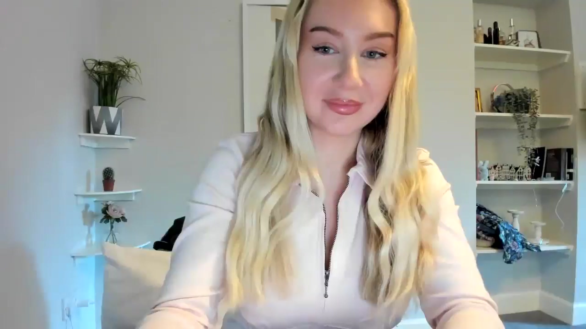 Gallery image thumbnail from Bday_Ava's myfreecams stream on, 01/15/2026, 11:19 image 1 of 20