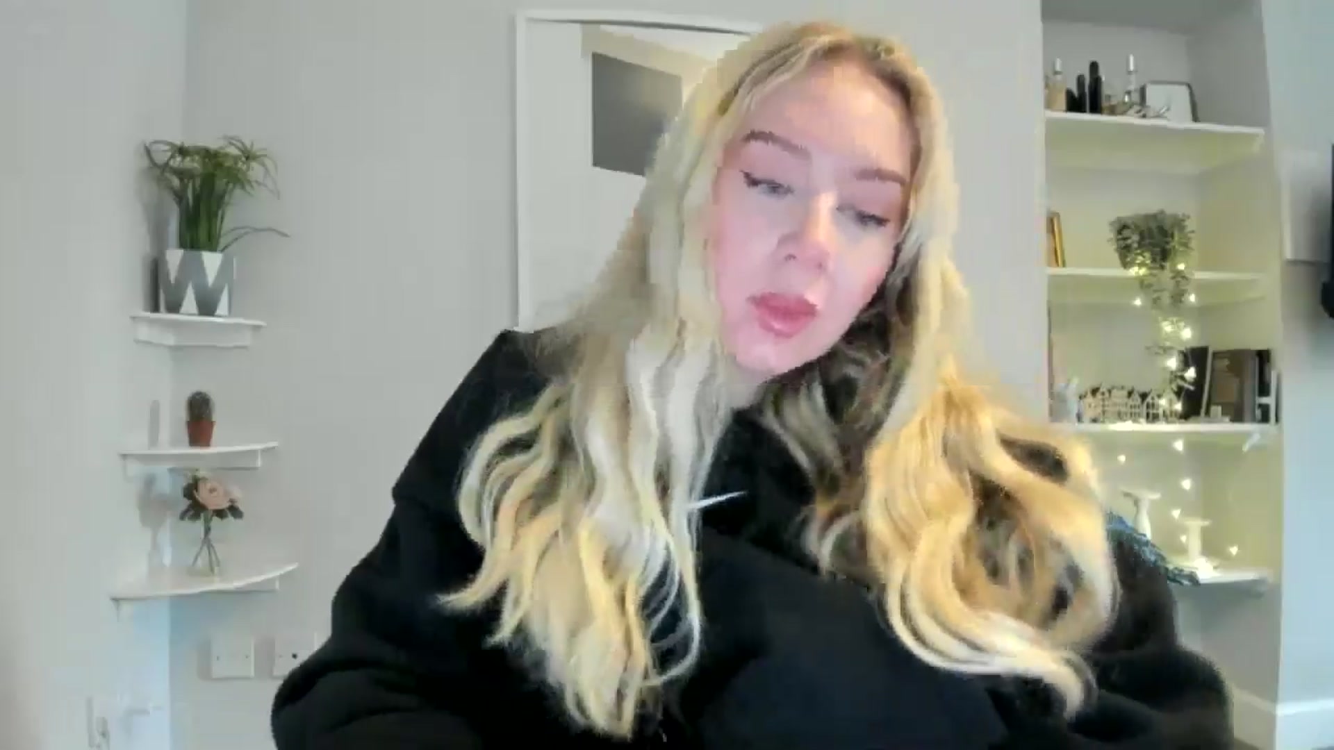 Gallery image thumbnail from Bday_Ava's myfreecams stream on, 01/16/2026, 11:22 image 16 of 20